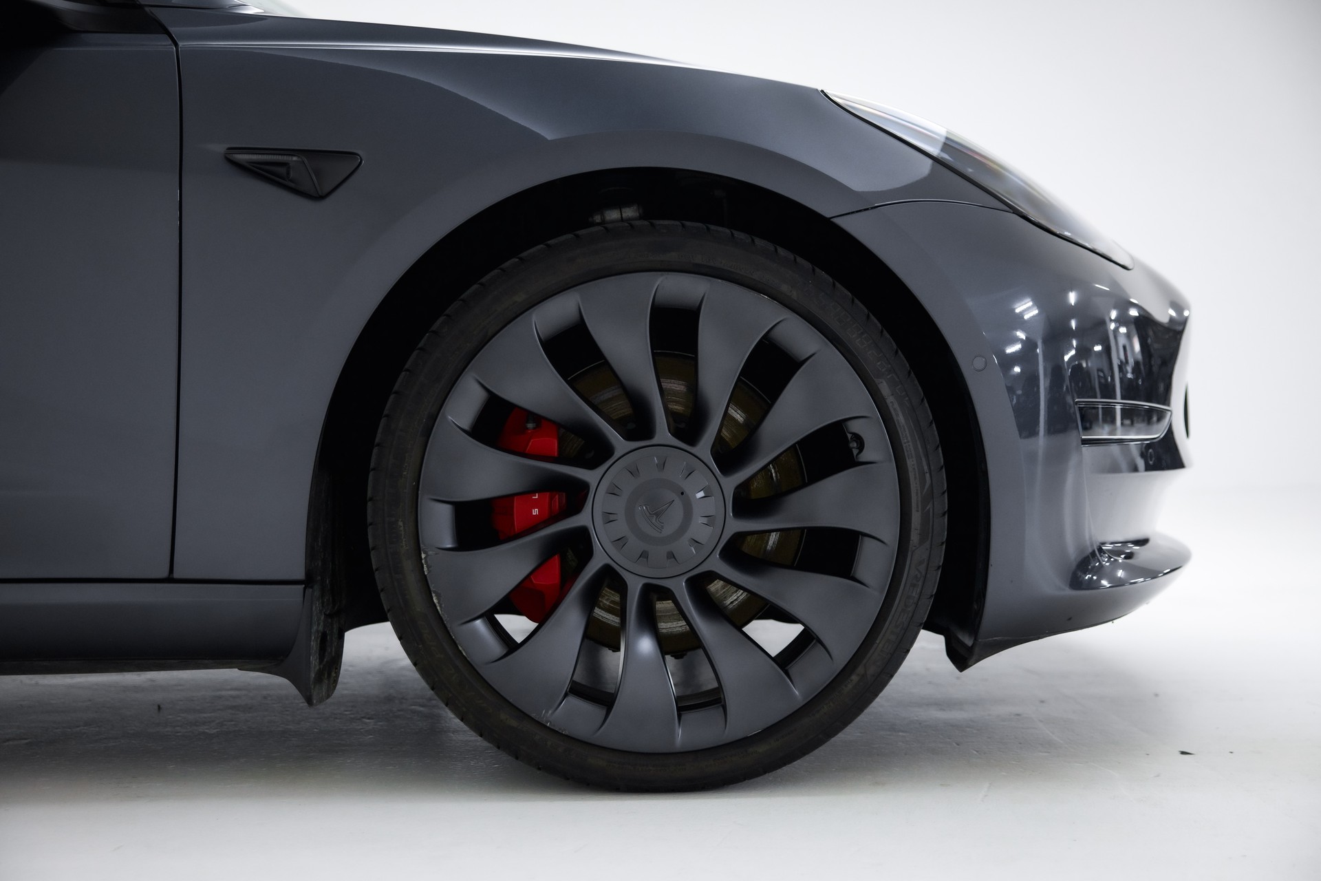 TESLA Model 3 Performance Dual Motor AWD-image-13