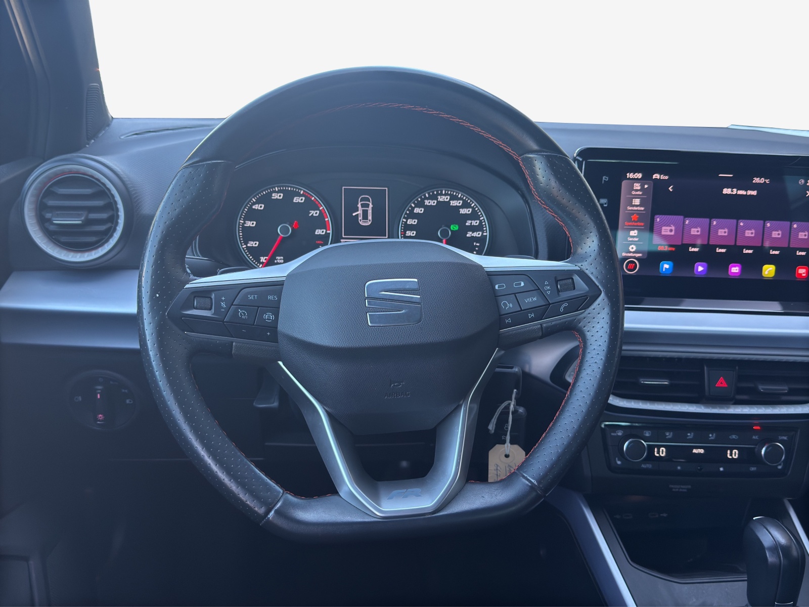 SEAT Arona 1.0 TSI Eco Hola FR DSG-image-9