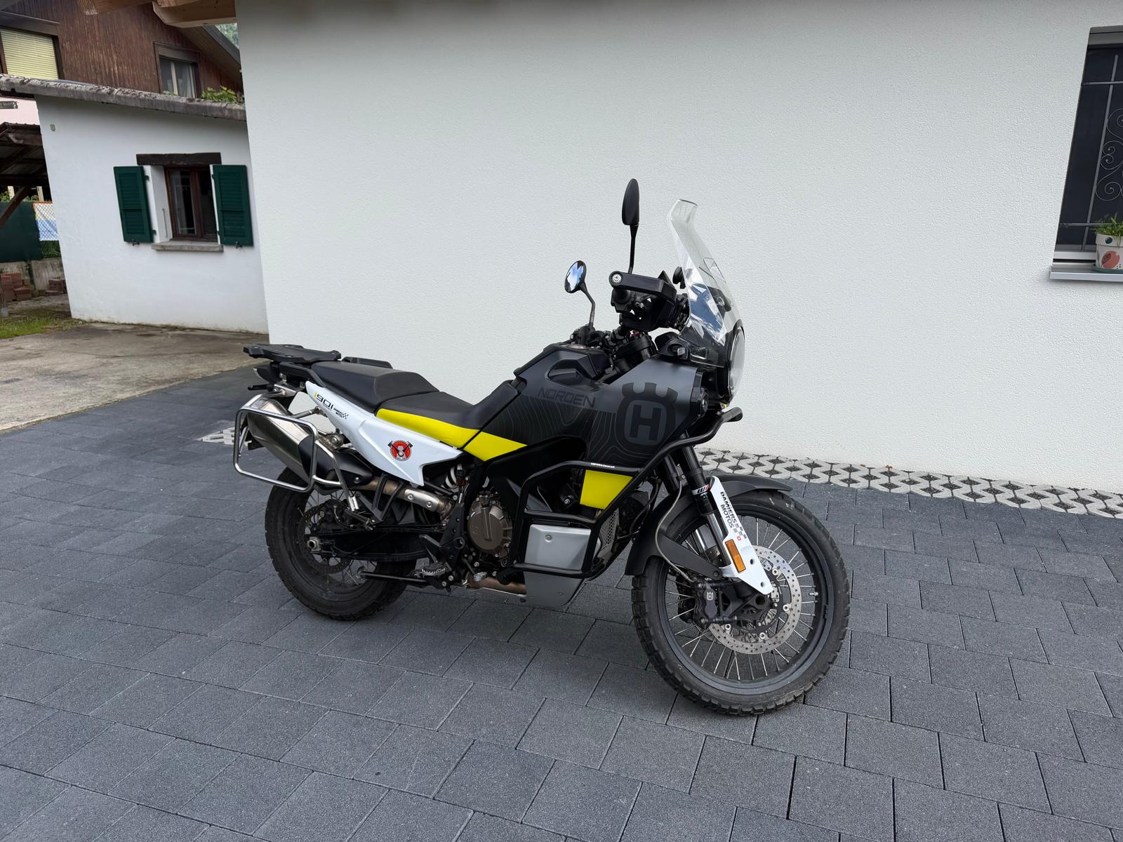 HUSQVARNA Norden 901-image-5