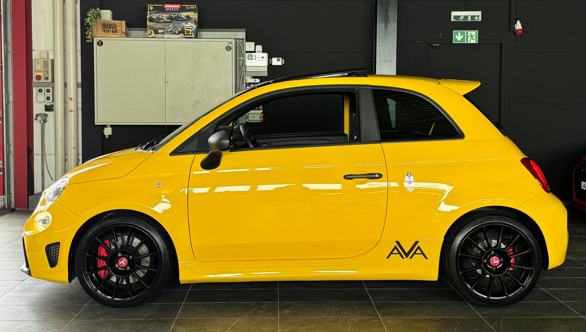 FIAT 595 1.4 16V Turbo Abarth Comp 70° Anniv. Duologic-image-4