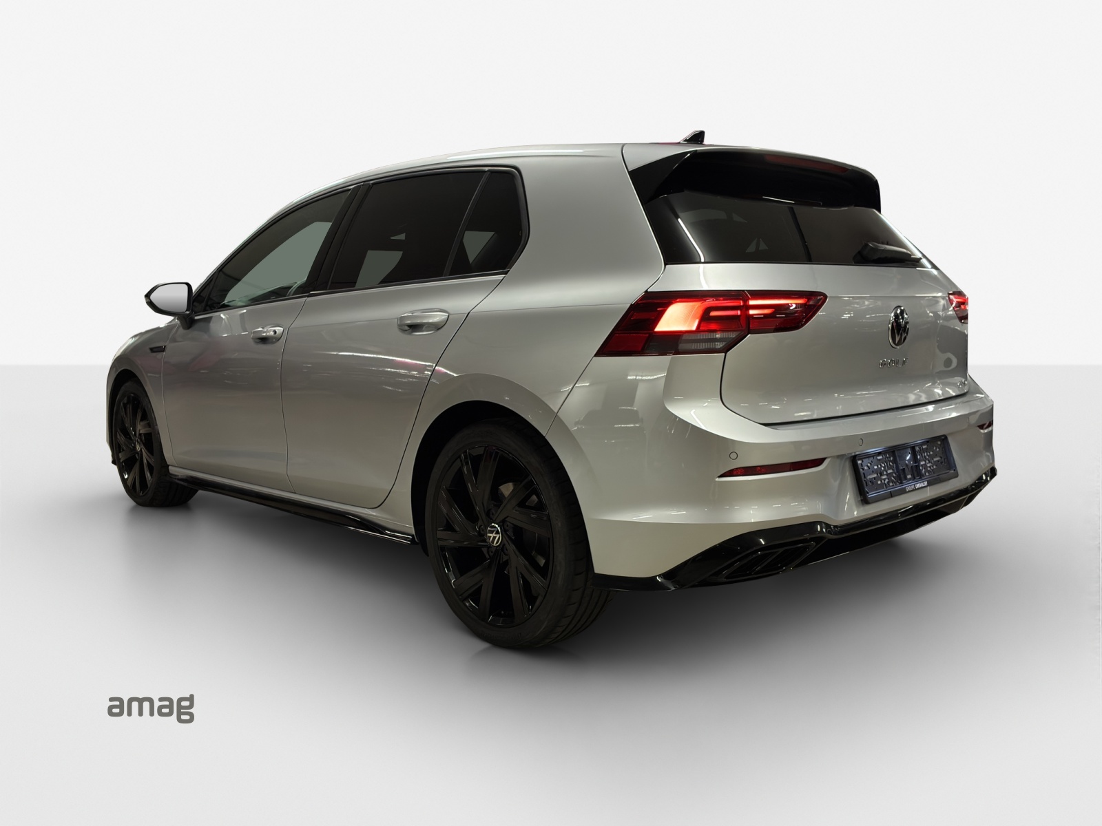 VW Golf 1.5 eTSI mHEV ACT R-Line DSG-image-2