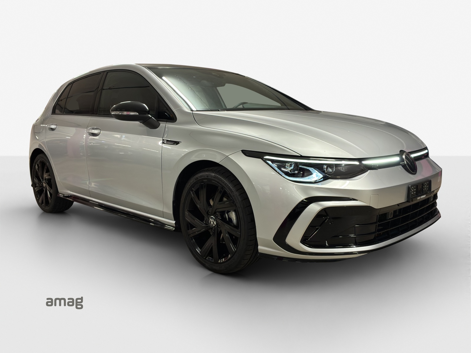 VW Golf 1.5 eTSI mHEV ACT R-Line DSG-image-5