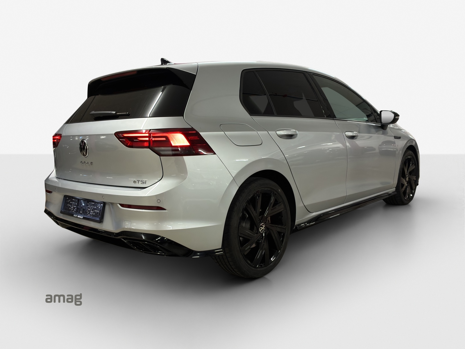 VW Golf 1.5 eTSI mHEV ACT R-Line DSG-image-4