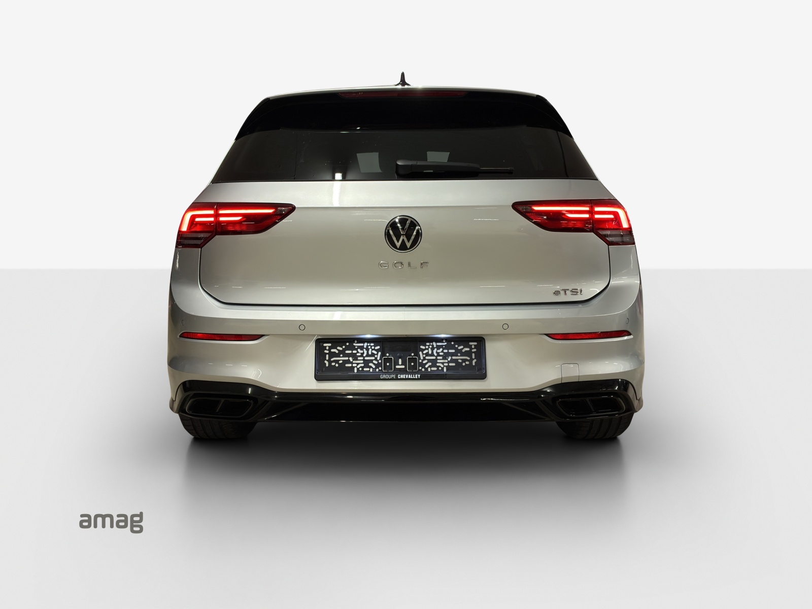 VW Golf 1.5 eTSI mHEV ACT R-Line DSG-image-3