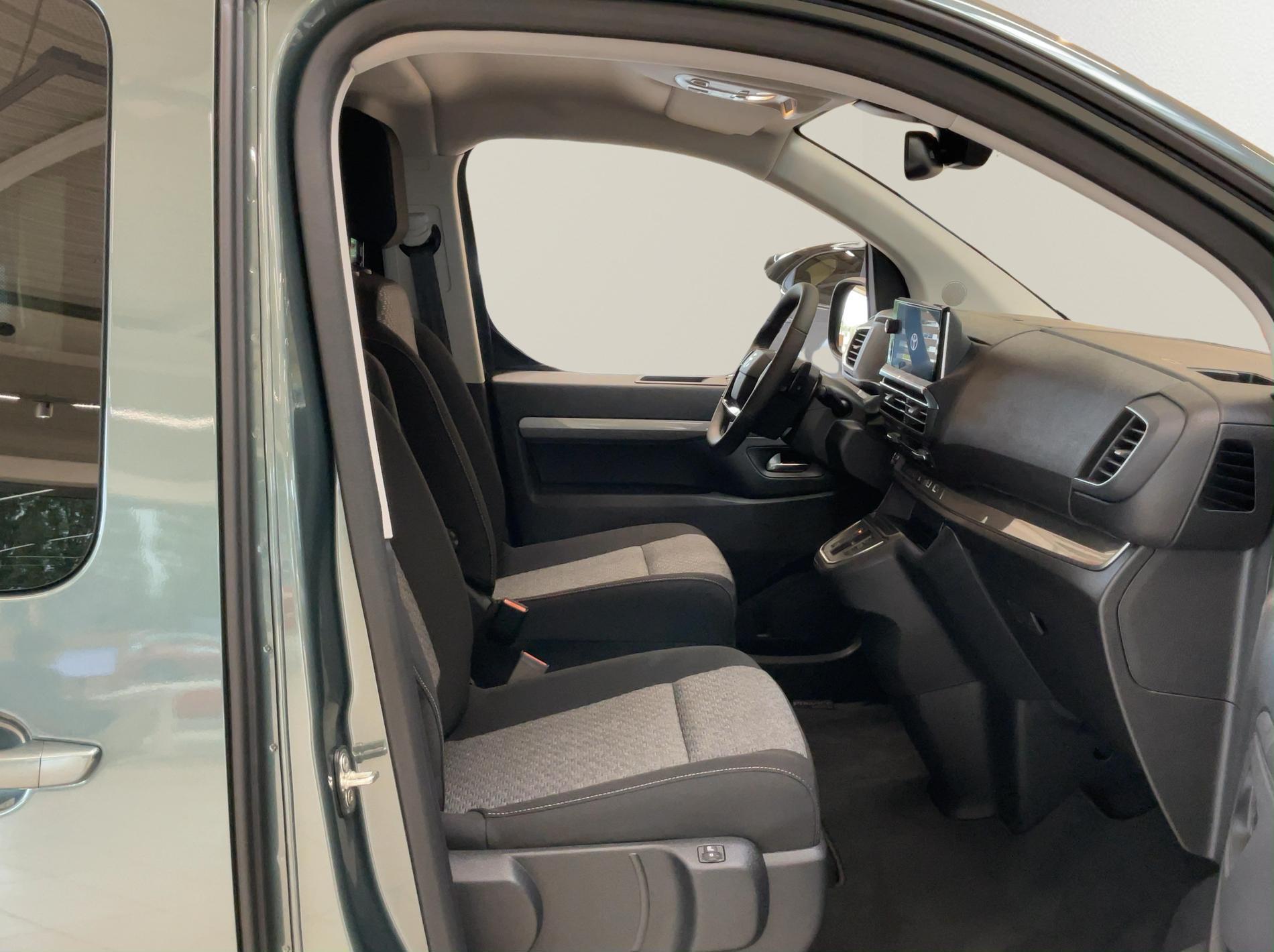 TOYOTA PROACE Verso L1 2.0 D Trend-image-6