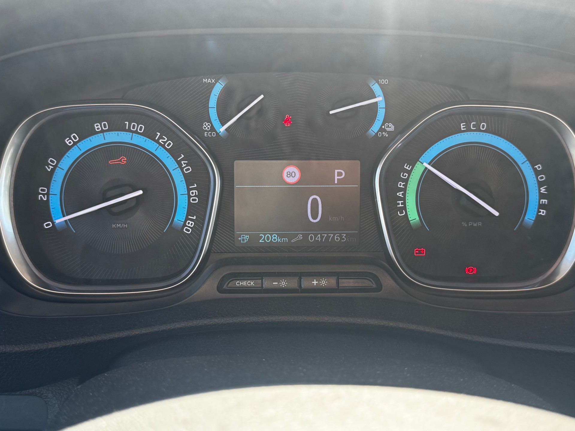 OPEL 75kWh-image-4