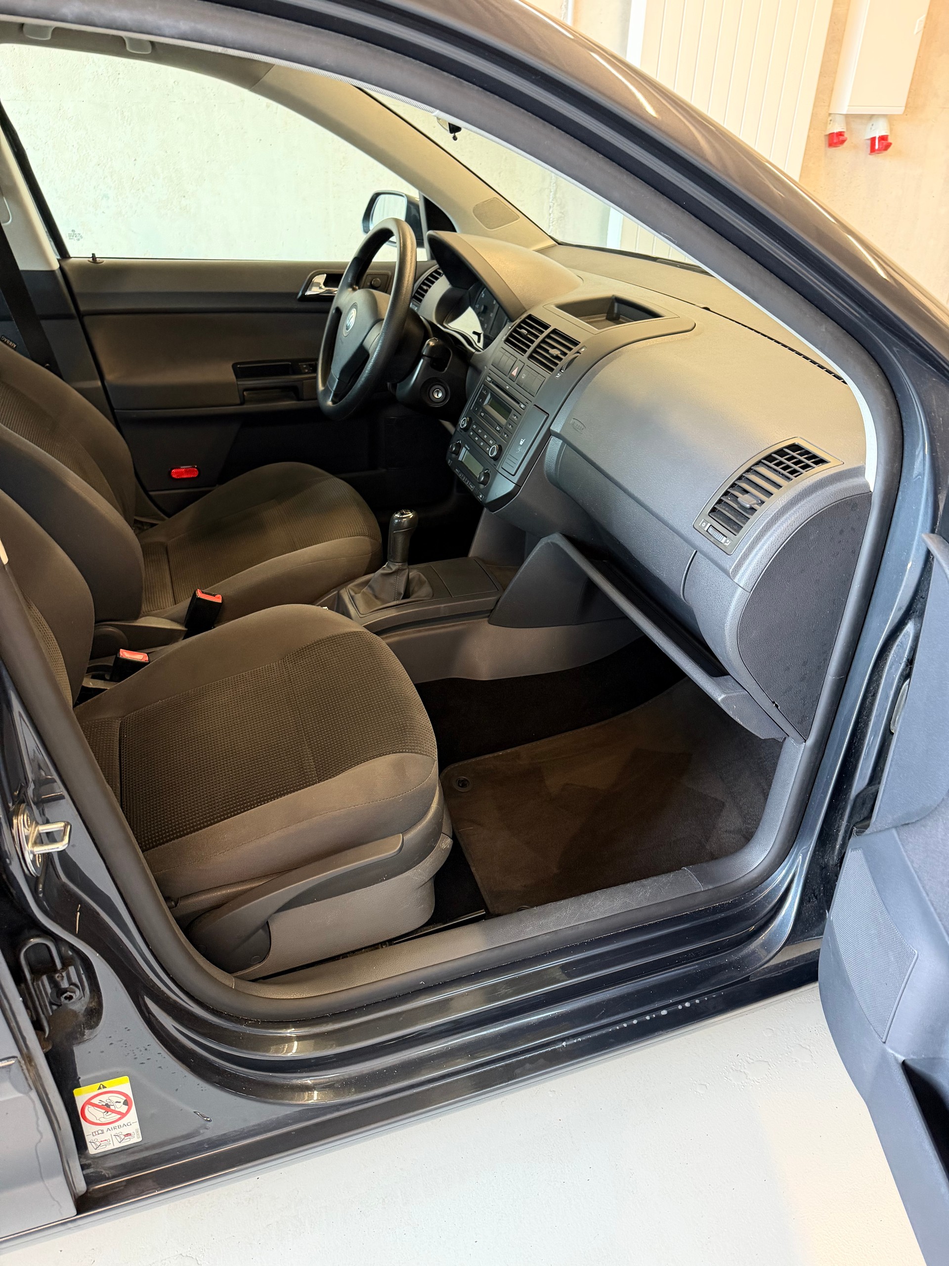 VW Polo 1.6 16V Comfortline-image-5