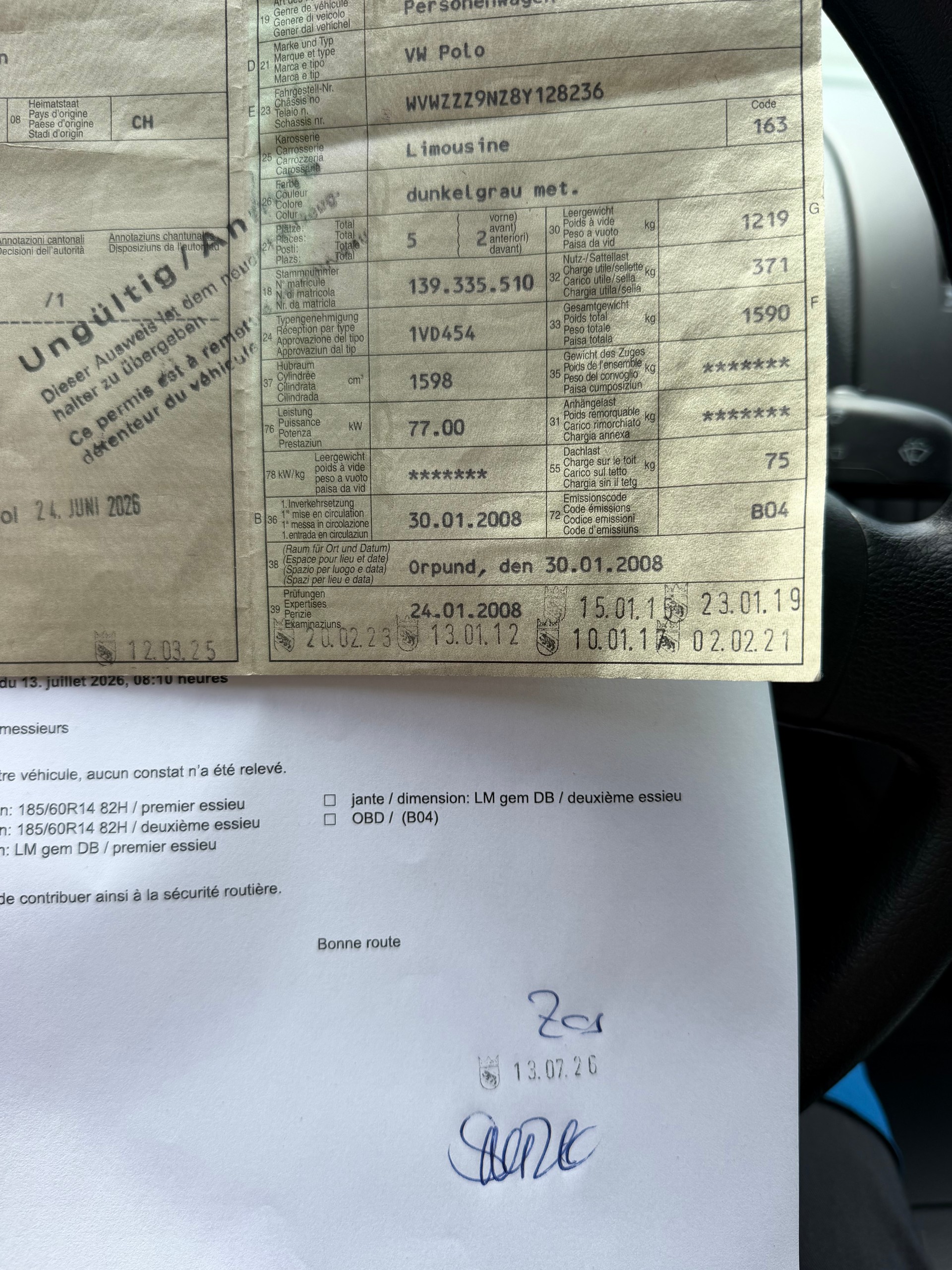 VW Polo 1.6 16V Comfortline-image-12