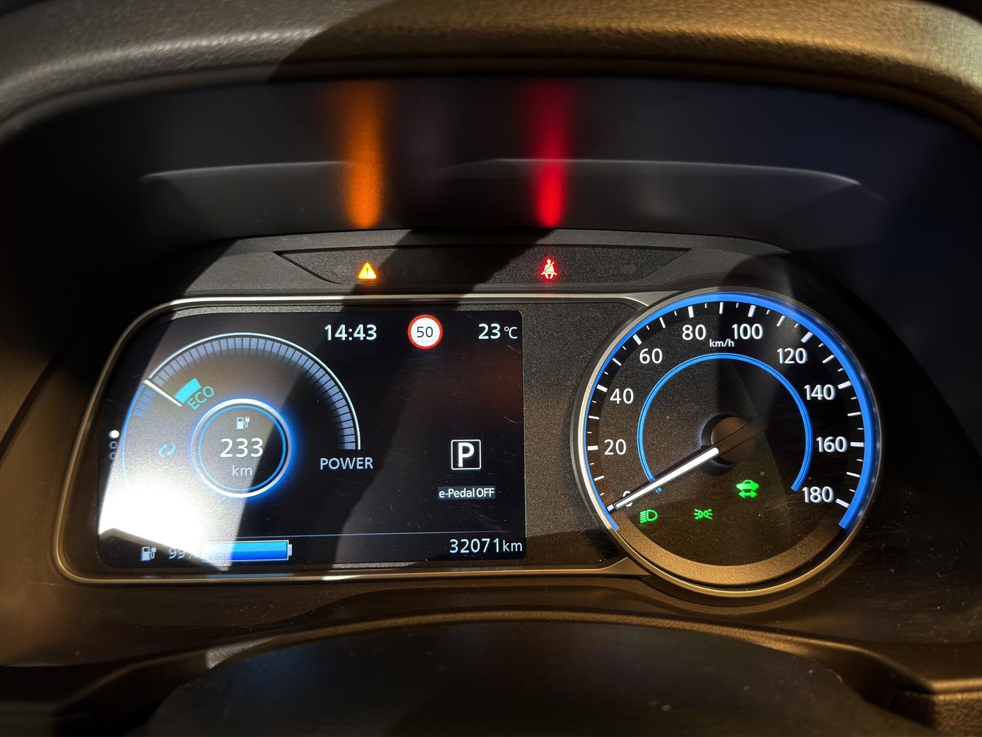 NISSAN Leaf N-Connecta (incl. battery)-image-10