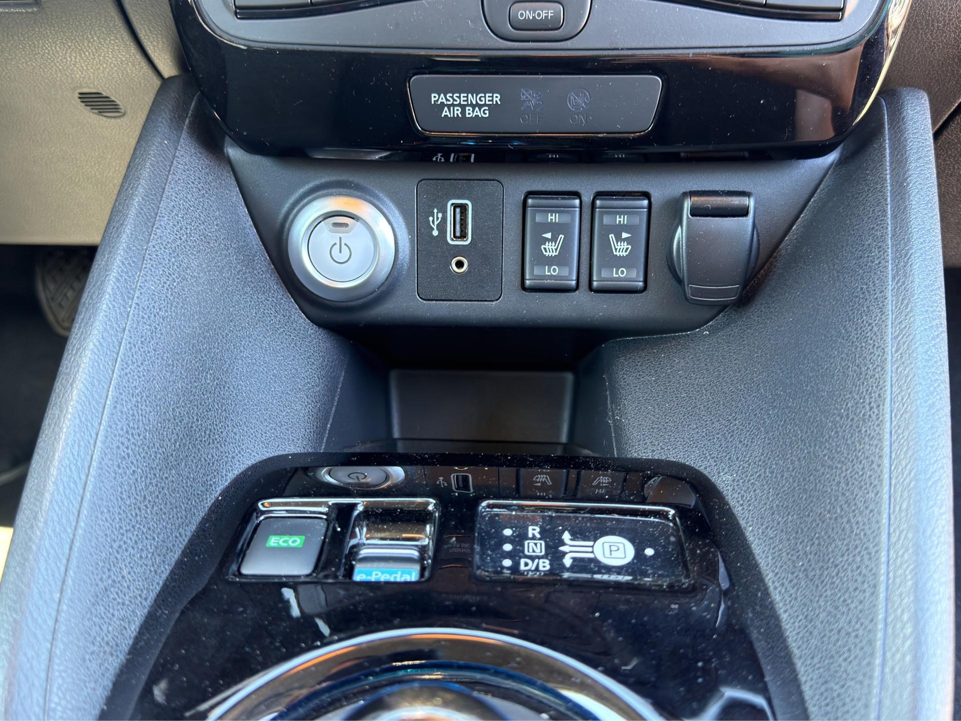 NISSAN Leaf N-Connecta (incl. battery)-image-23