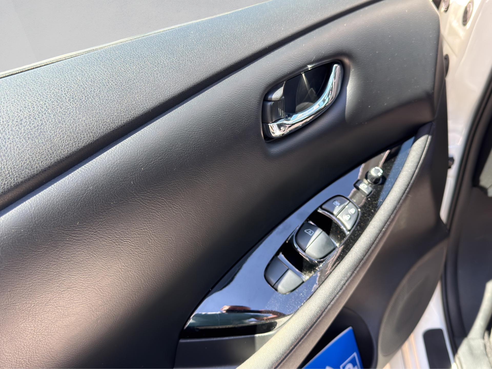 NISSAN Leaf N-Connecta (incl. battery)-image-22