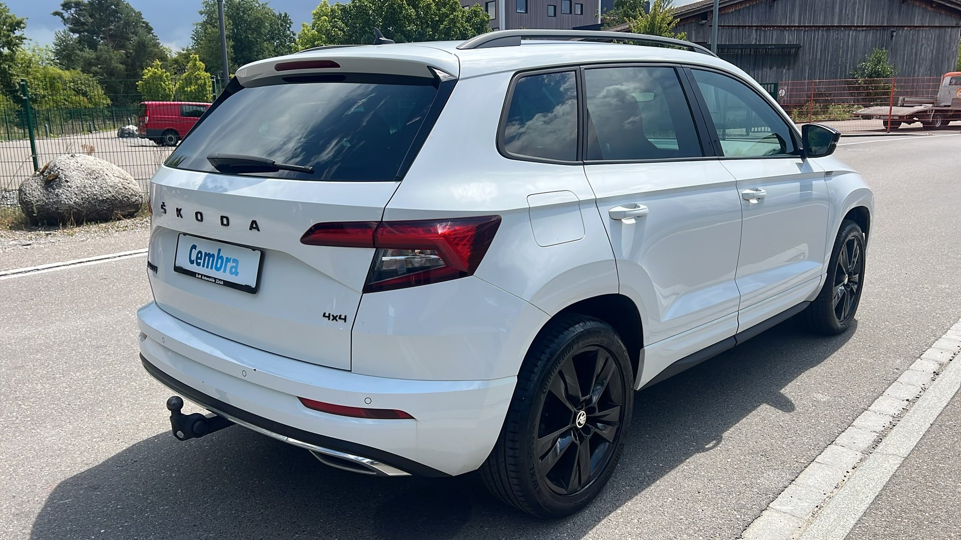 SKODA Karoq 2.0 TDI SCR SportLine 4x4 DSG-image-6