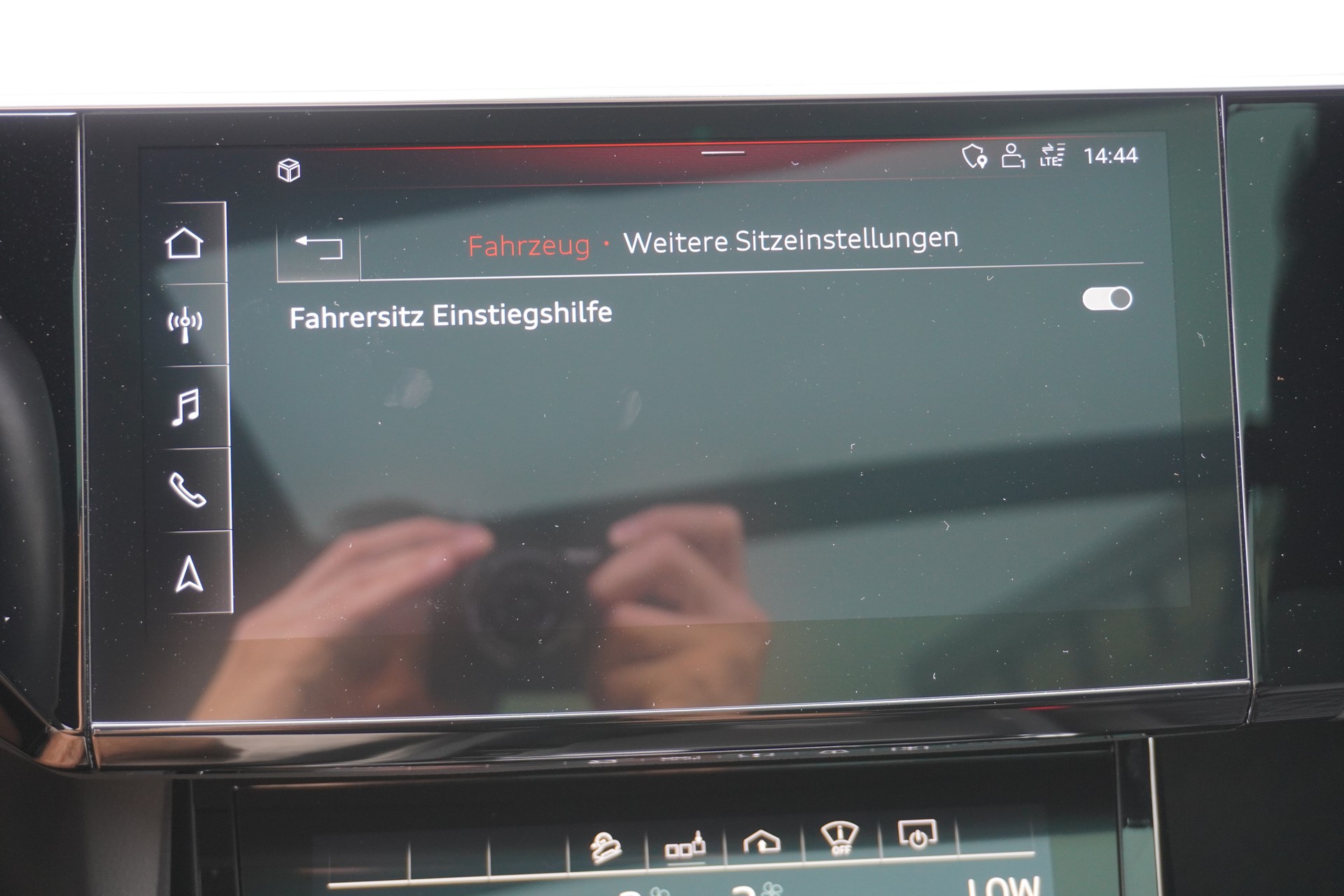 AUDI e-tron 55 Sportback S Line quattro-image-27