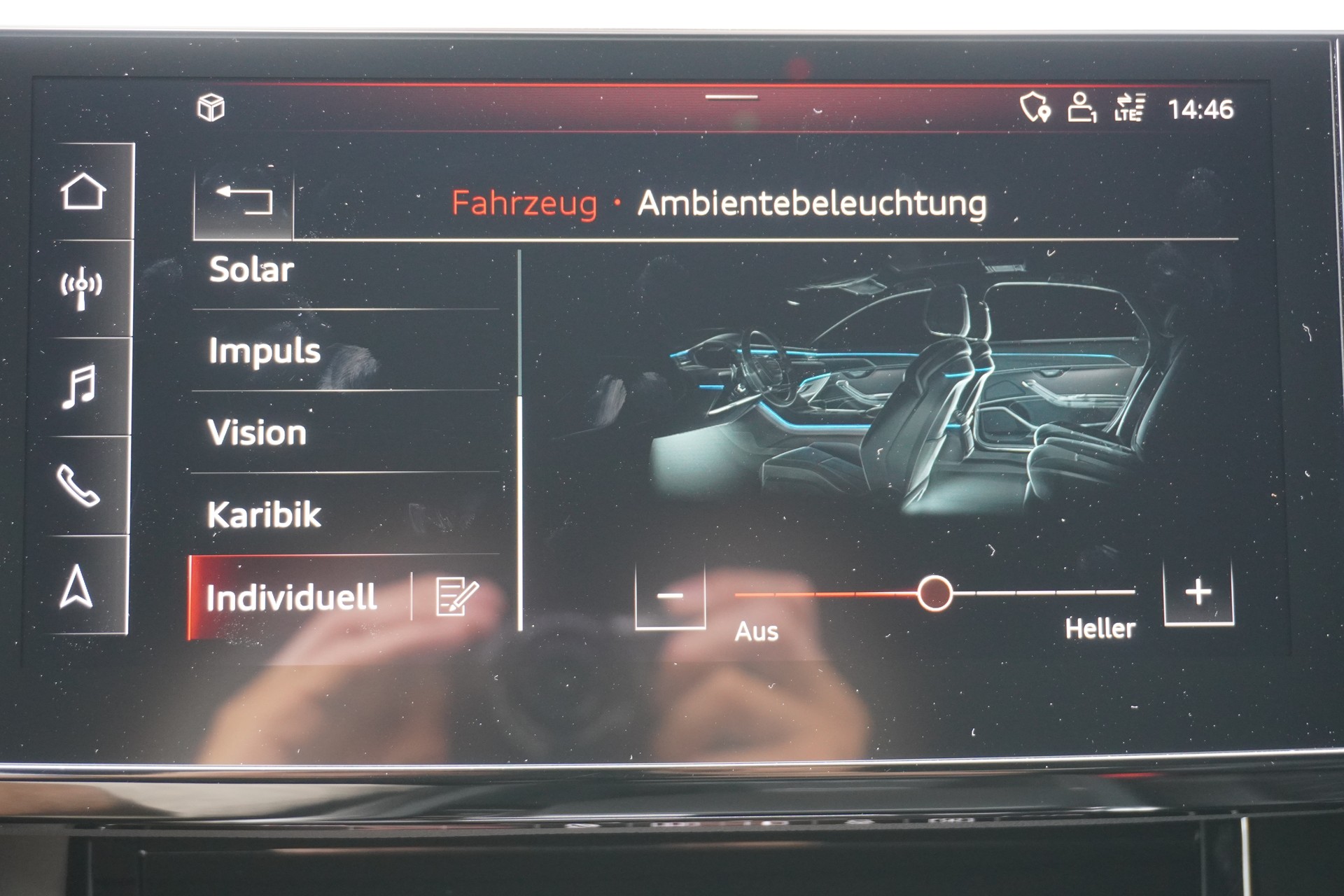 AUDI e-tron 55 Sportback S Line quattro-image-31