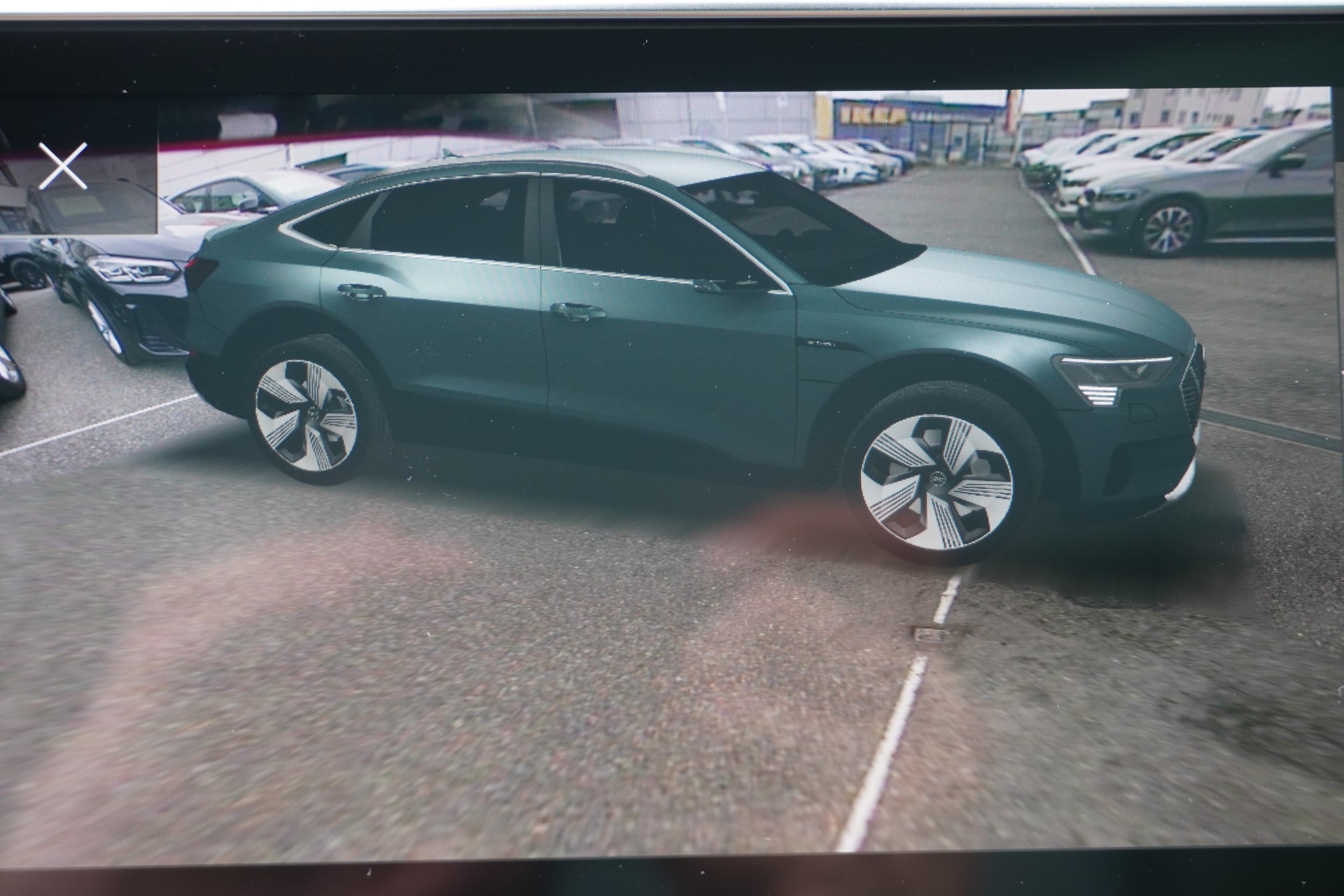 AUDI e-tron 55 Sportback S Line quattro-image-25