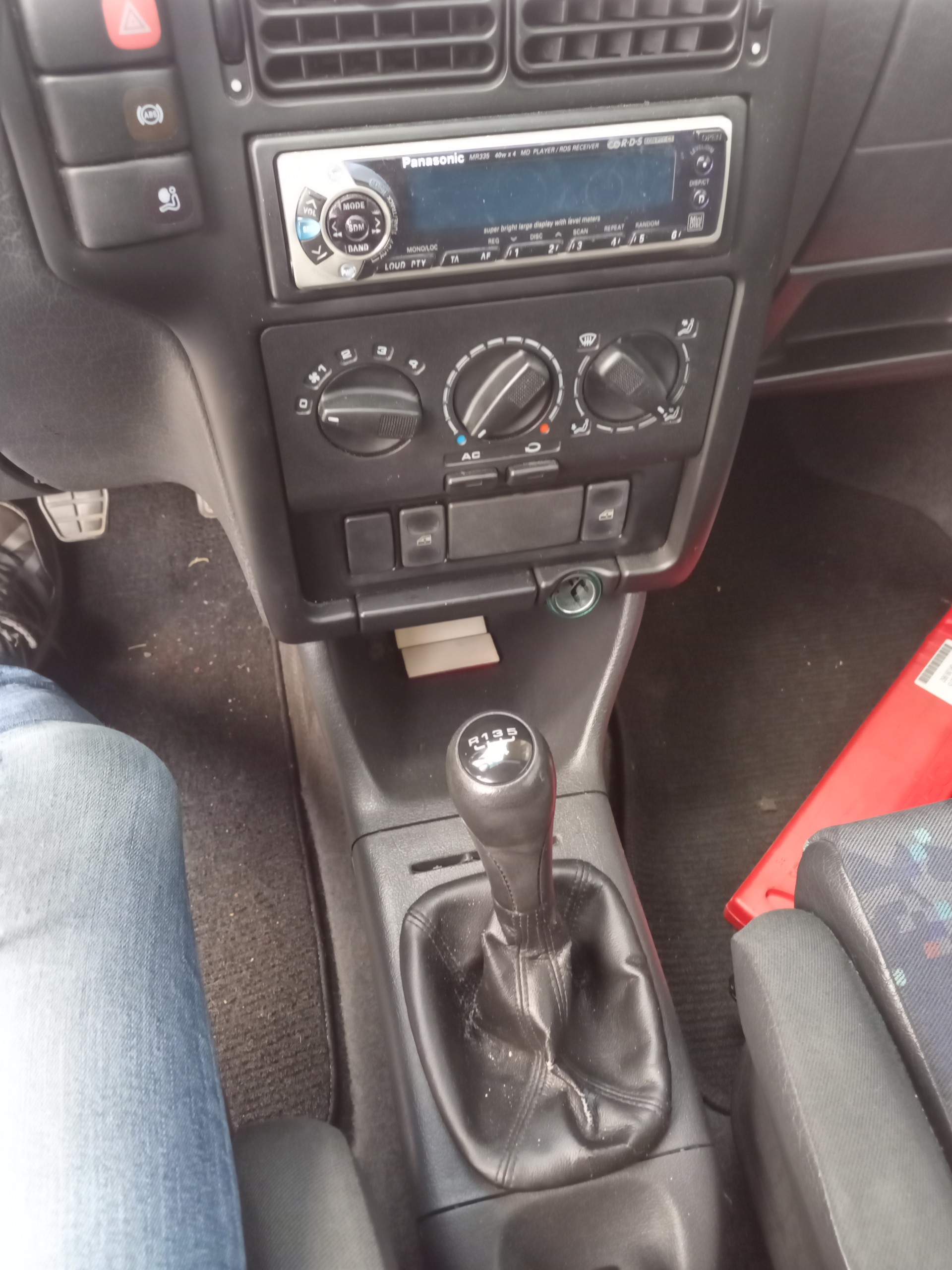 VW Polo 75 Swiss Special-image-4