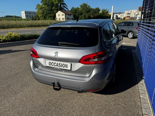 PEUGEOT 308 SW 1.2 THP Allure Automatic-image-3