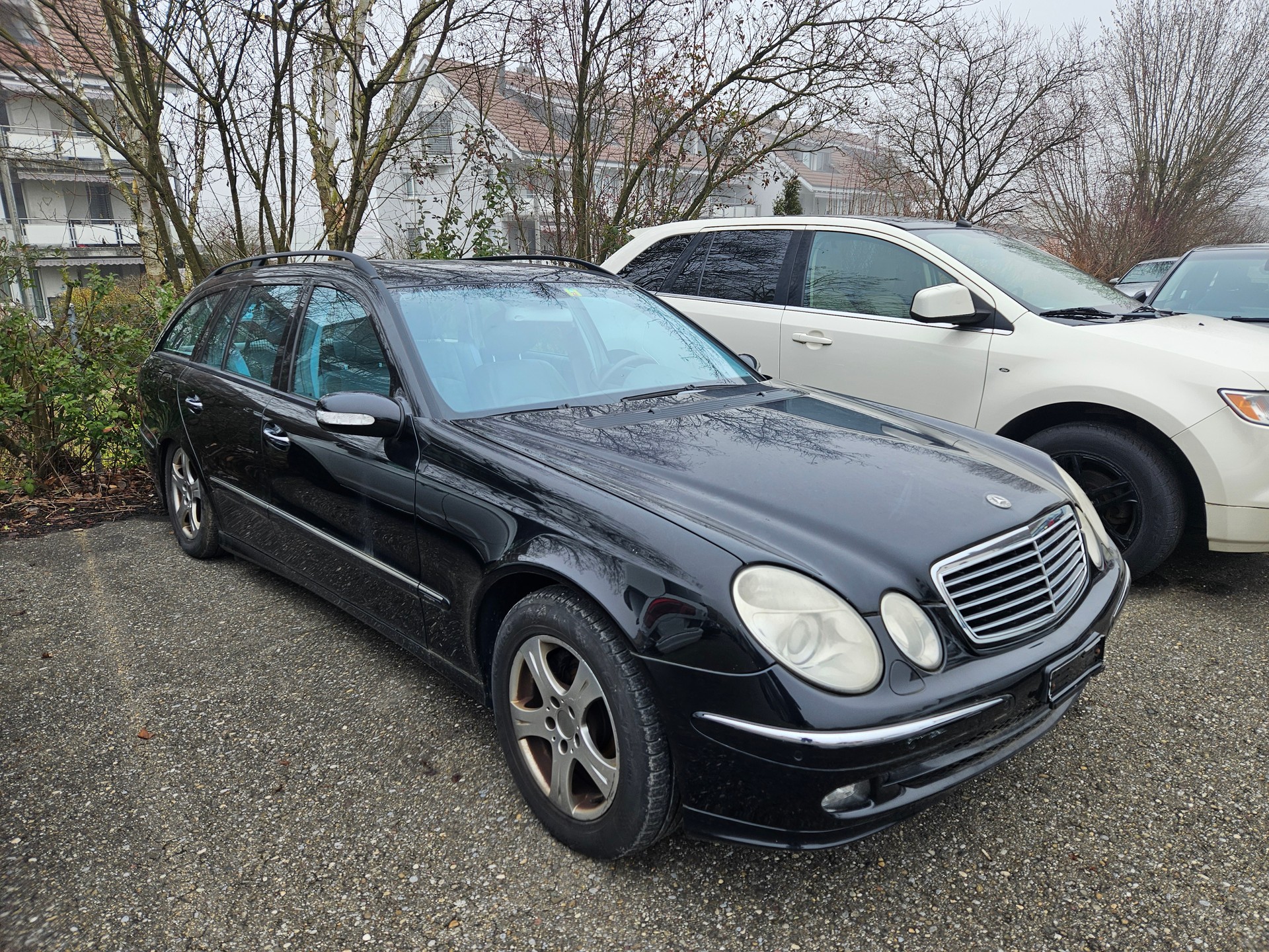MERCEDES-BENZ E 350 Avantgarde 4Matic Automatic-image-0