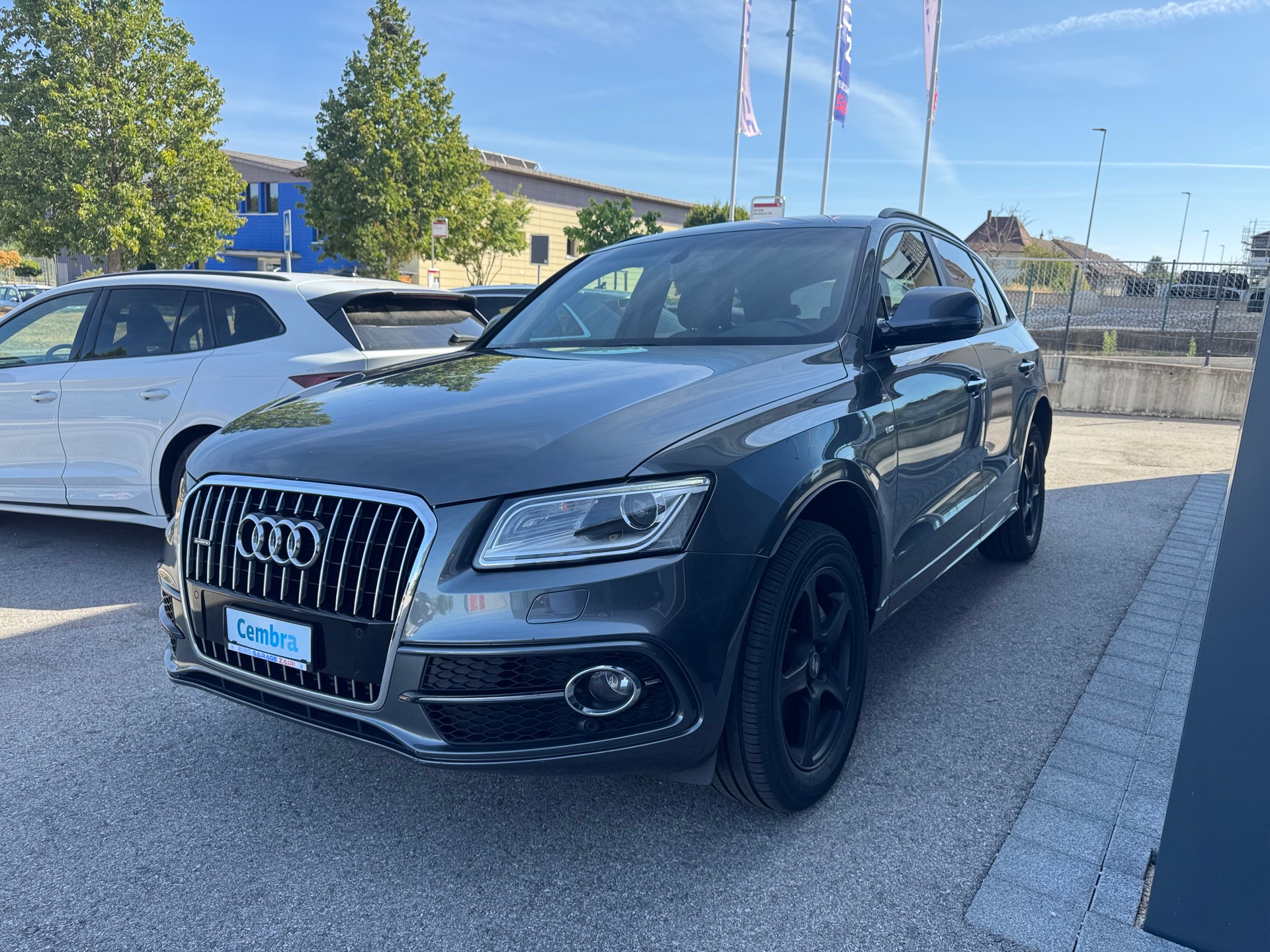 AUDI Q5 2.0 TFSI S-Line quattro tiptronic-image-6