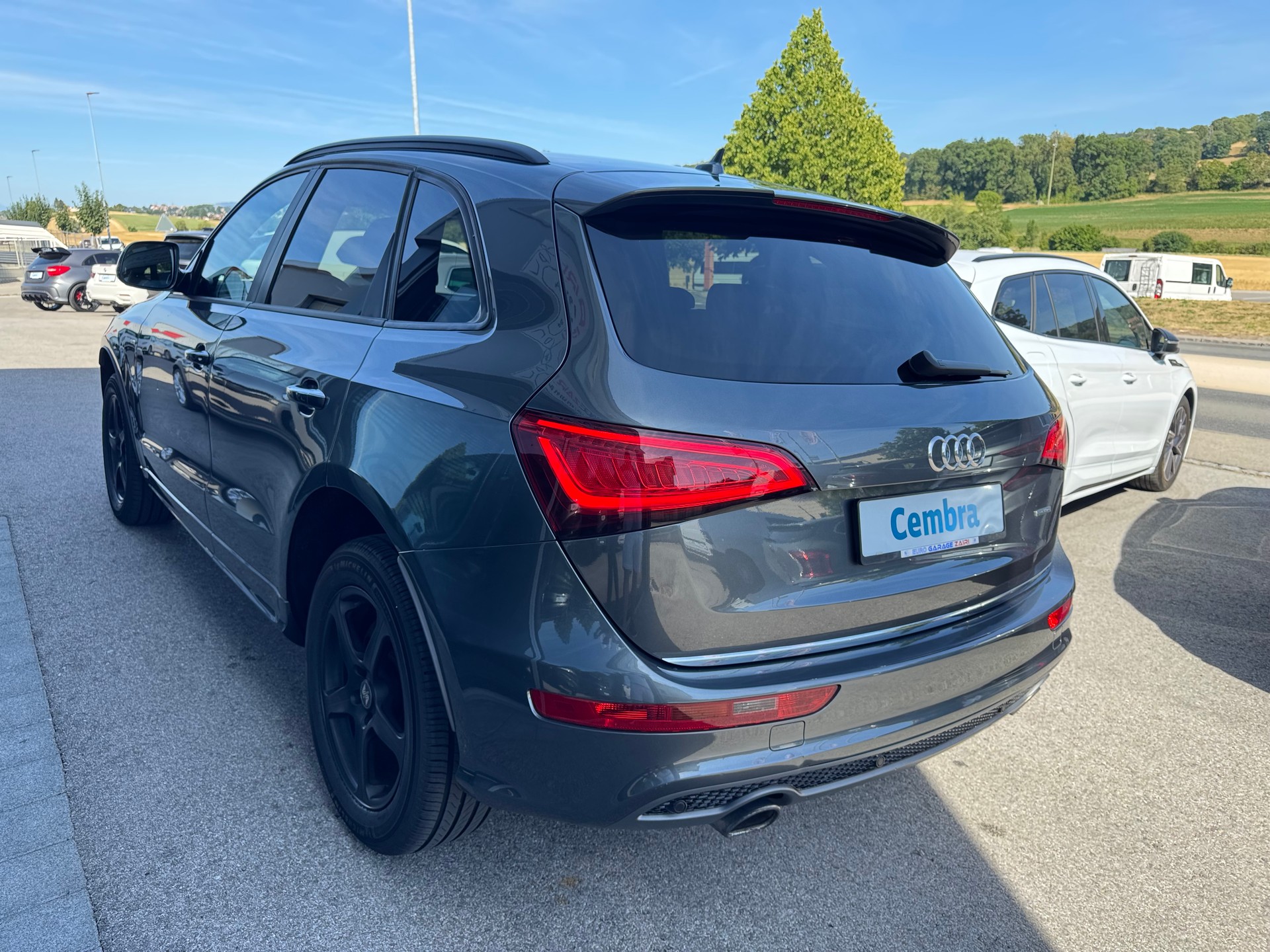 AUDI Q5 2.0 TFSI S-Line quattro tiptronic-image-5