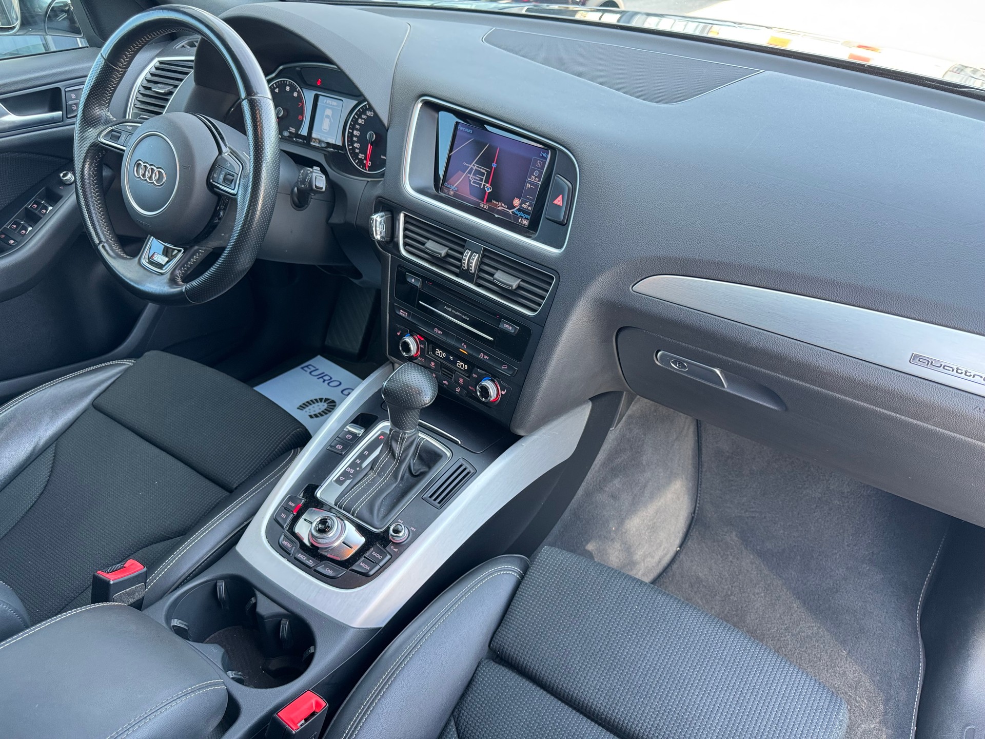 AUDI Q5 2.0 TFSI S-Line quattro tiptronic-image-3