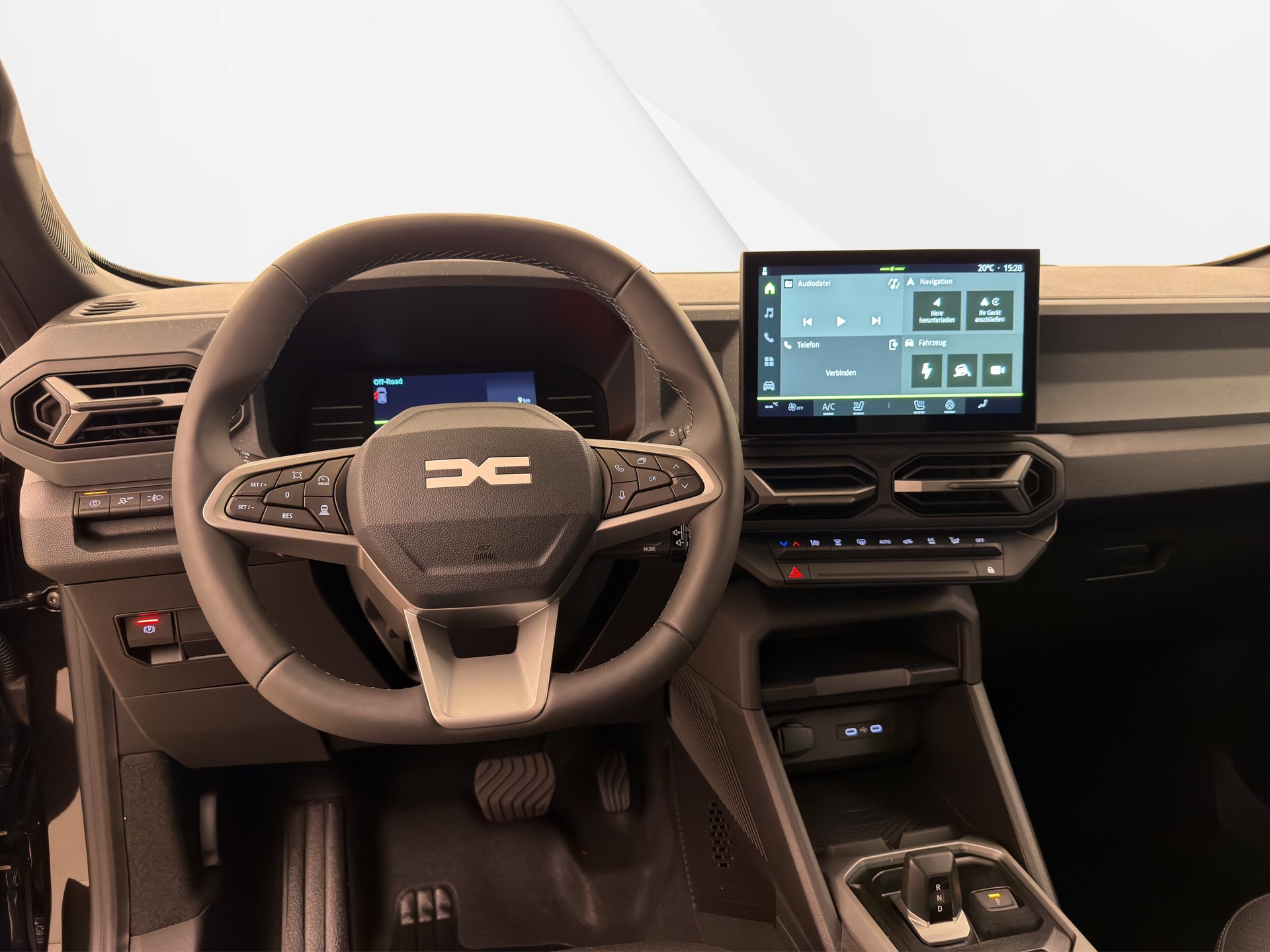 DACIA Duster 1.2 Hybrid Journey 4WD-image-9