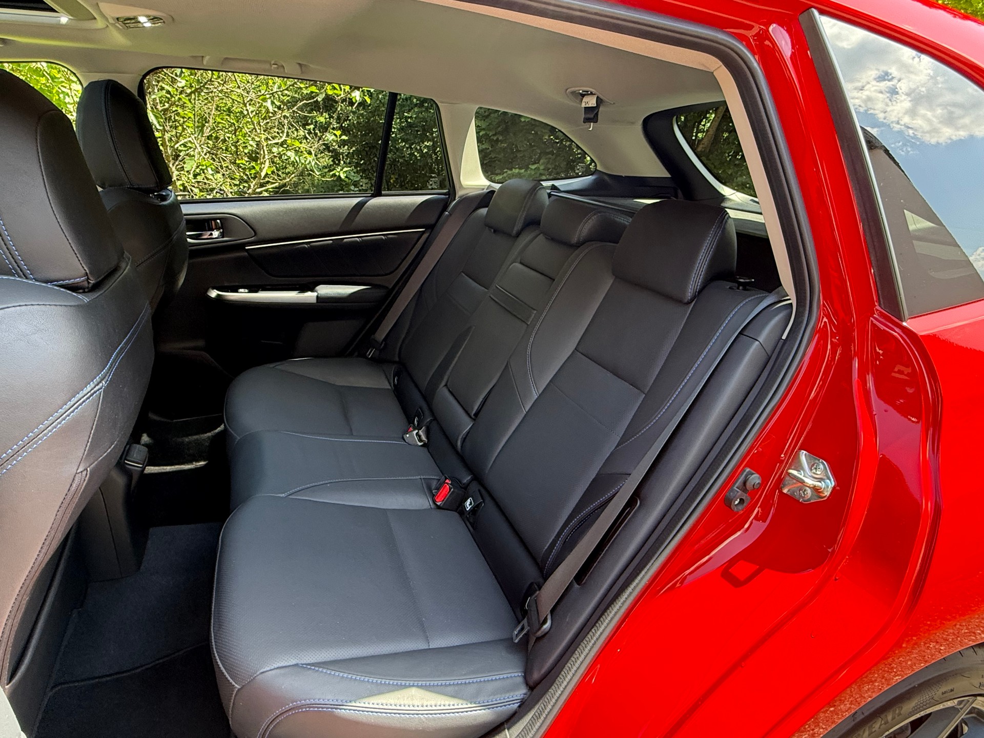 SUBARU Levorg 1.6DIT Swiss Plus AWD Lineartronic-image-12