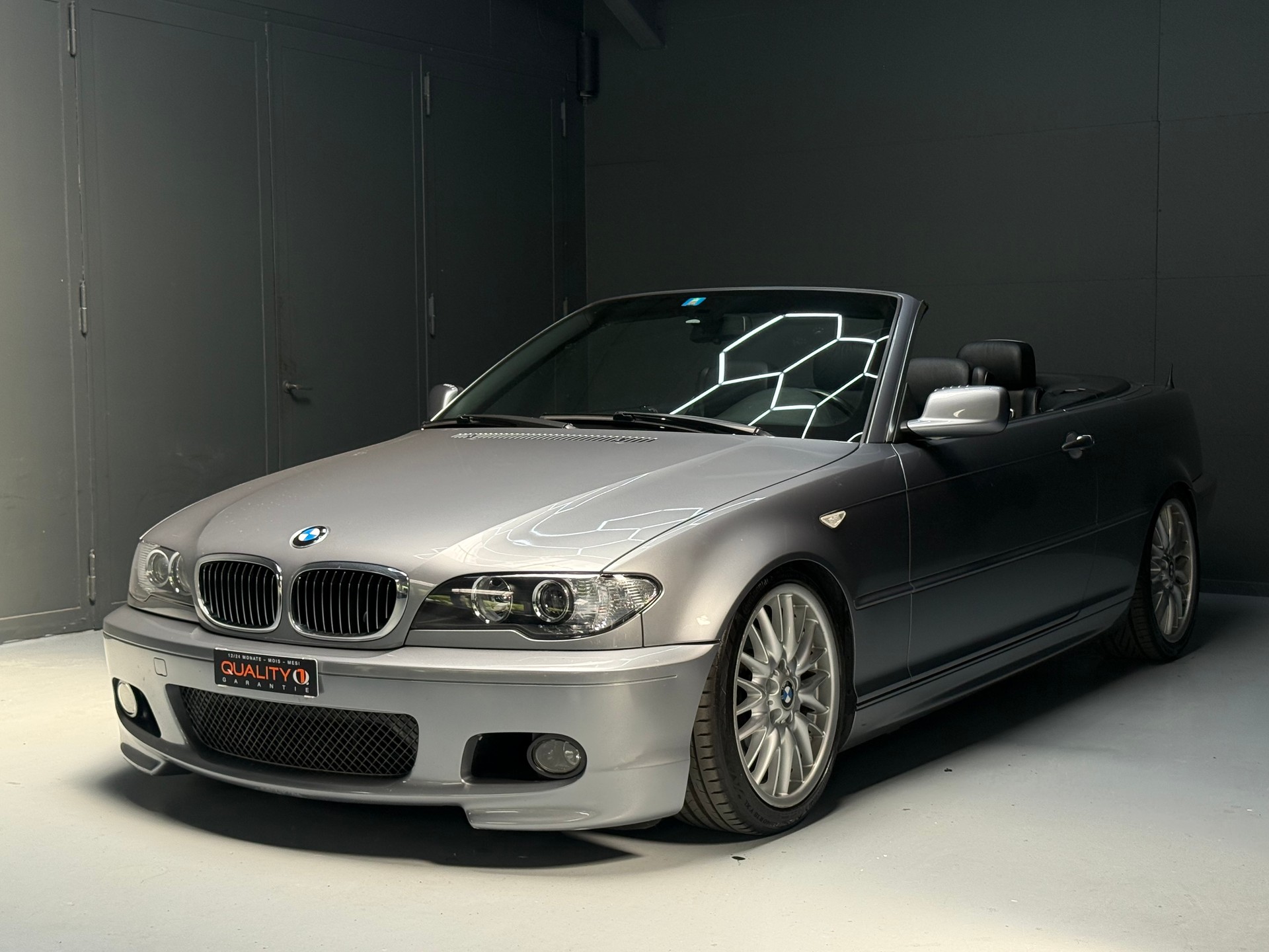 BMW 325Ci Cabriolet-image-0