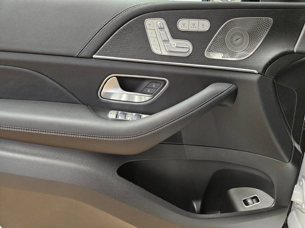 MERCEDES-BENZ GLE 350 de 4Matic AMG Line EQ Star-image-9