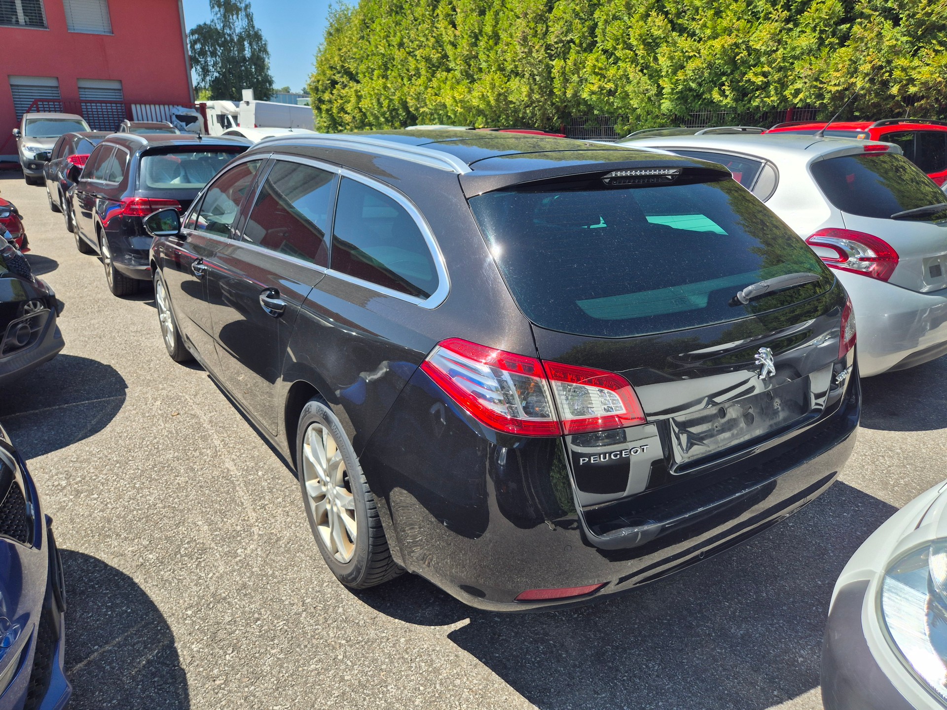 PEUGEOT 508 SW 2.0 HDI Allure-image-2