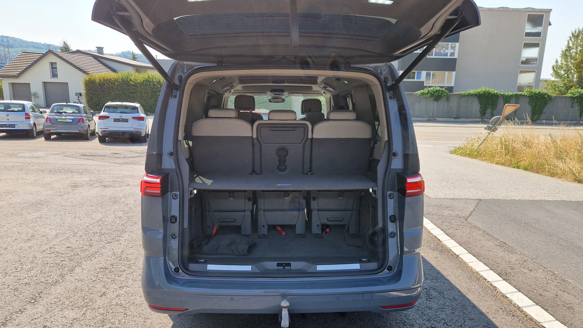 VW Multivan 2.0 TDI Style Liberty DSG Lang-image-13