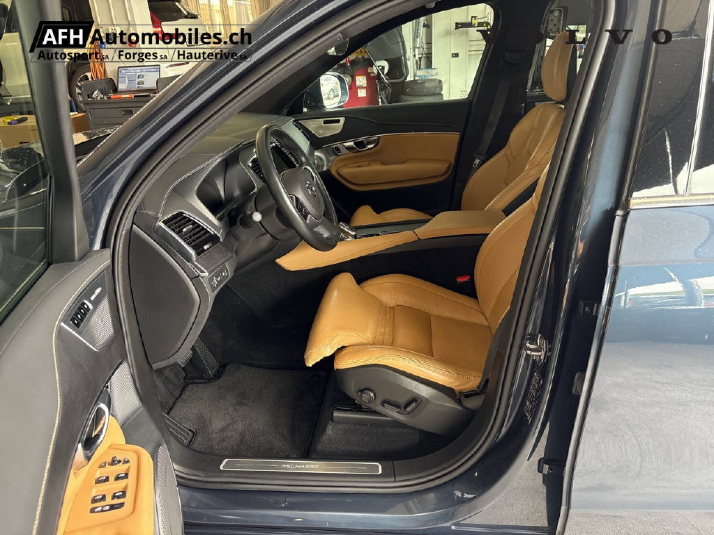 VOLVO XC90 T8 eAWD Inscription-image-8