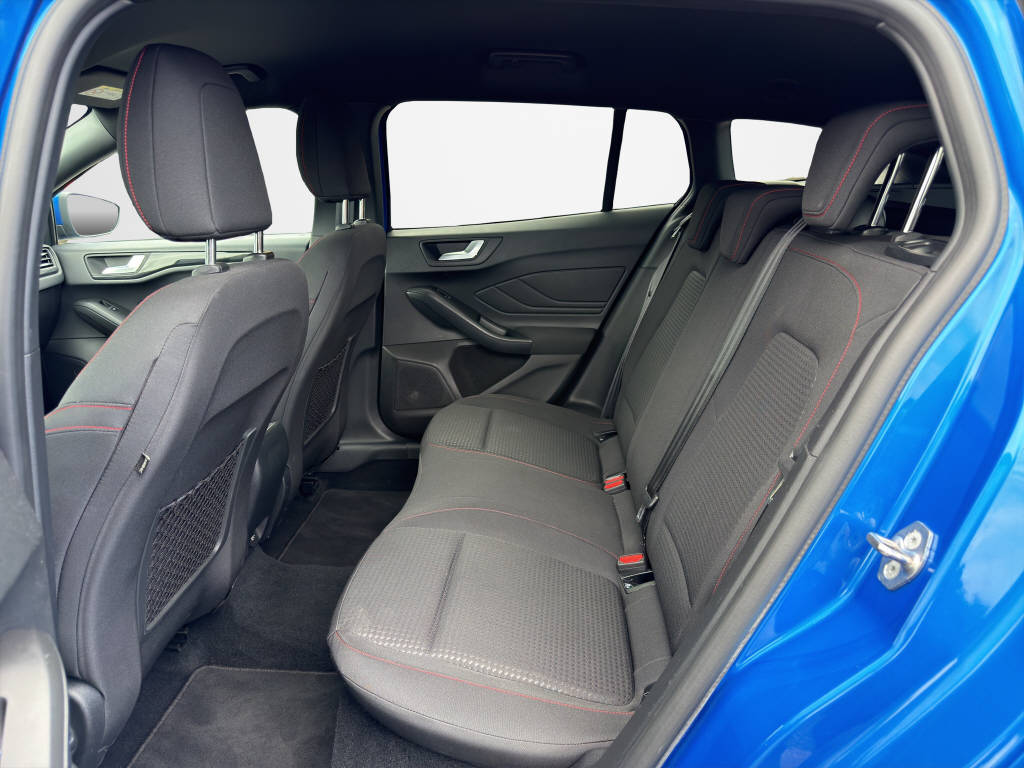 FORD Focus Station Wagon 1.0i EcoB Hybrid 125-image-13