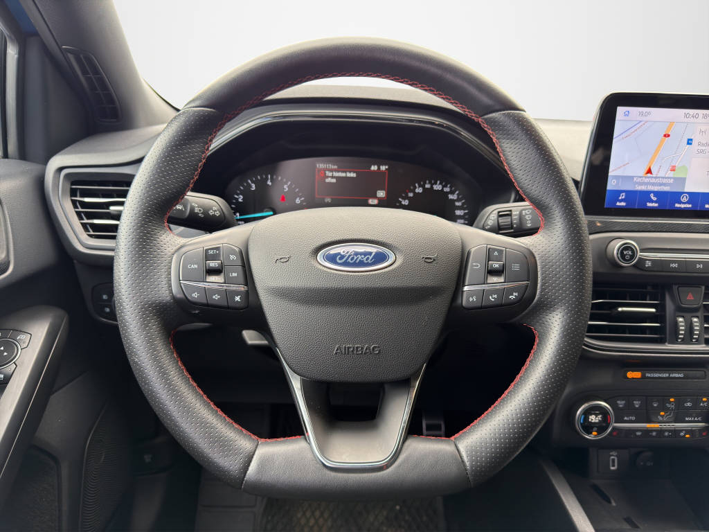FORD Focus Station Wagon 1.0i EcoB Hybrid 125-image-9
