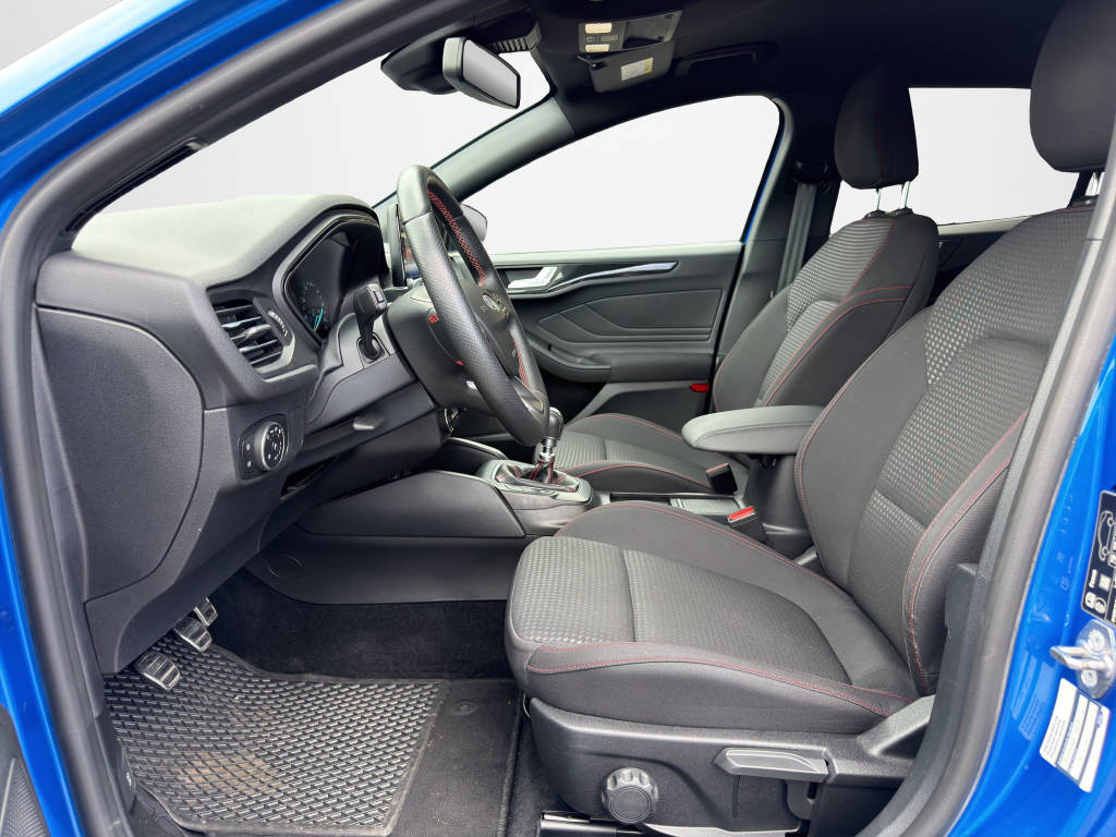 FORD Focus Station Wagon 1.0i EcoB Hybrid 125-image-8