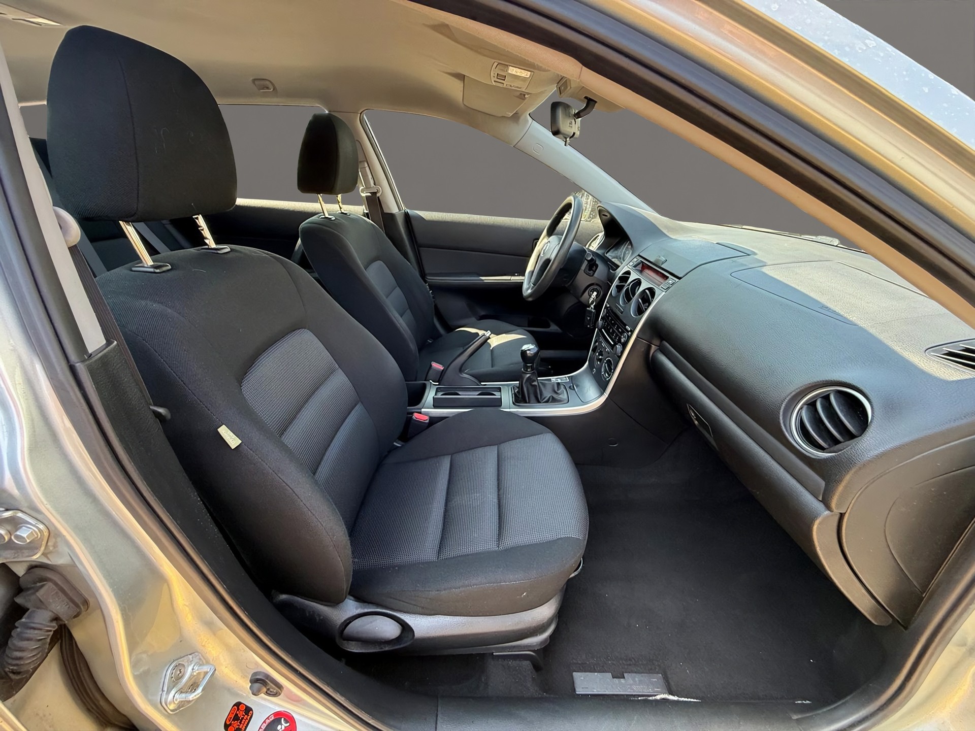 MAZDA 6 1.8 16V Confort-image-12