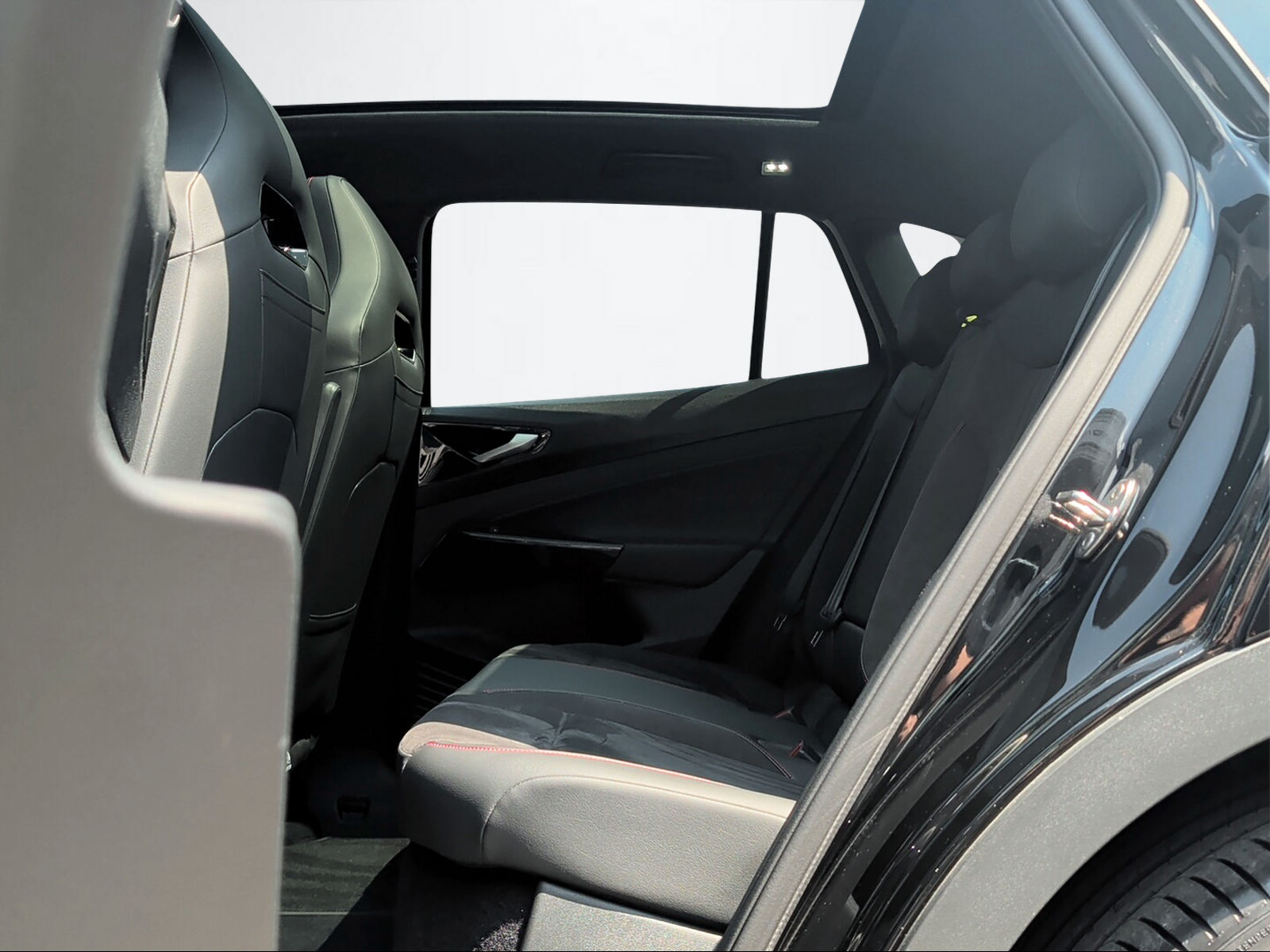 VW ID.4 GTX 4MOTION-image-8