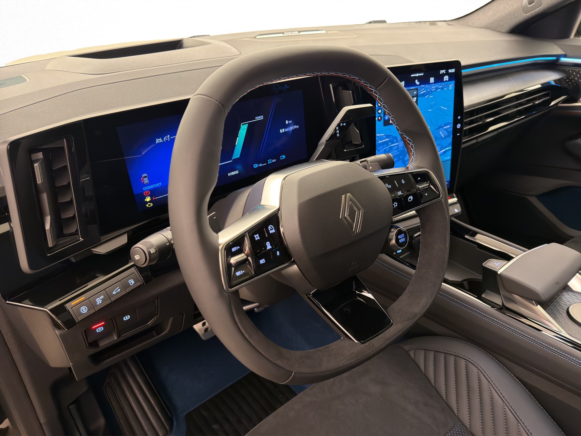 RENAULT Rafale 1.2 E-Tech Plug-in Atelier Alpine-image-14