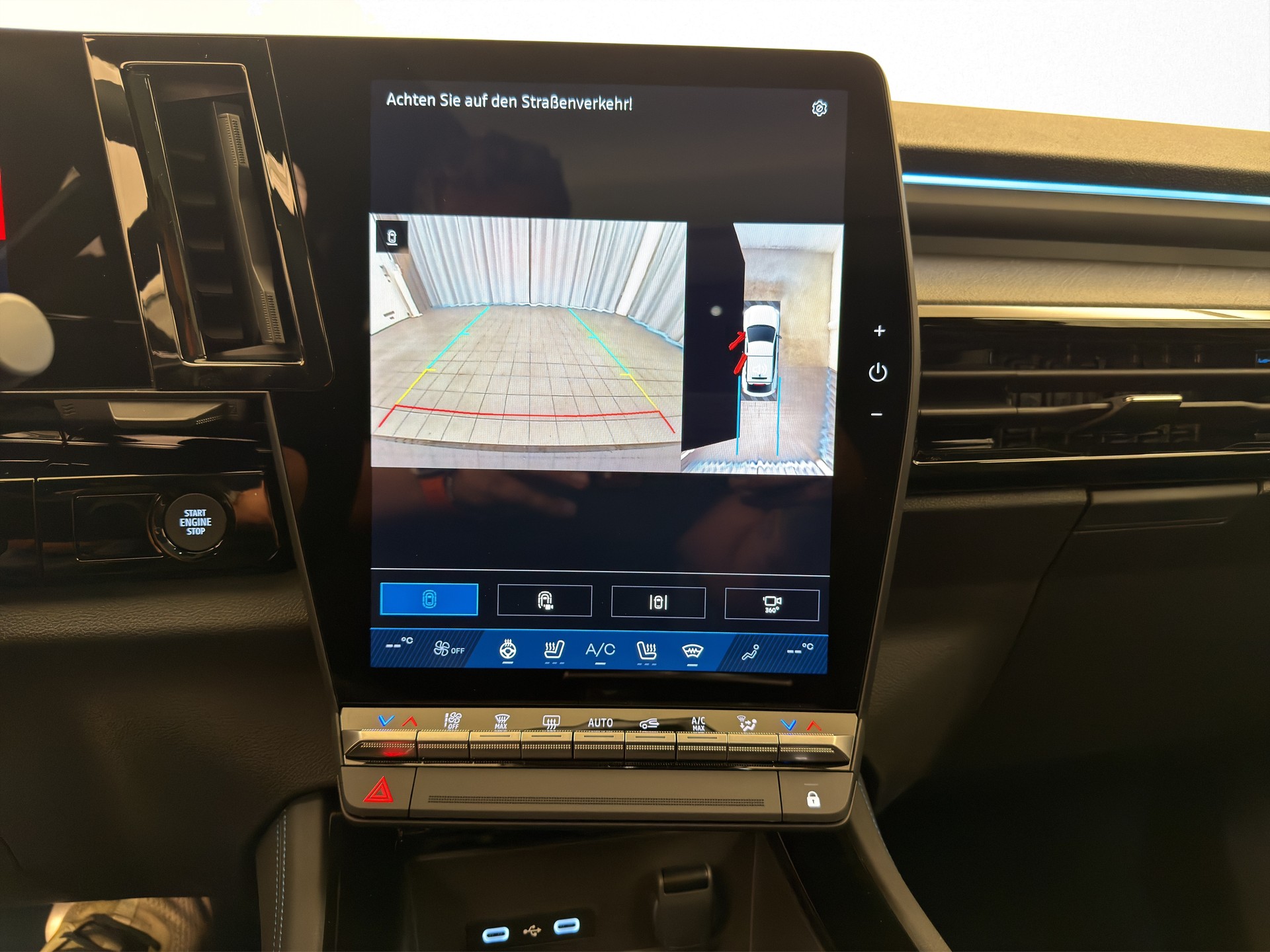 RENAULT Rafale 1.2 E-Tech Plug-in Atelier Alpine-image-11