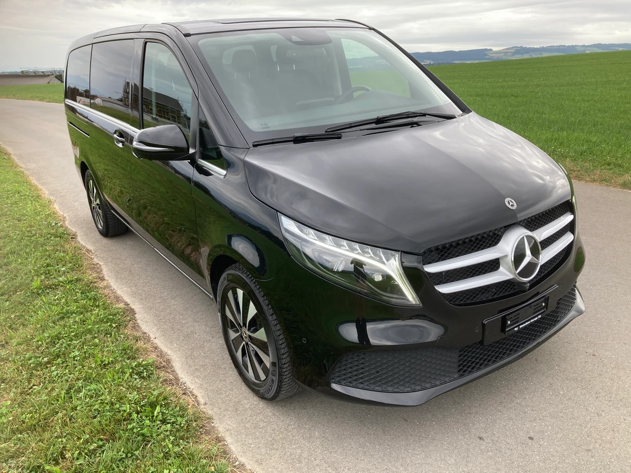 MERCEDES-BENZ V 250 d lang Avantgarde 4Matic G-Tronic-image-1