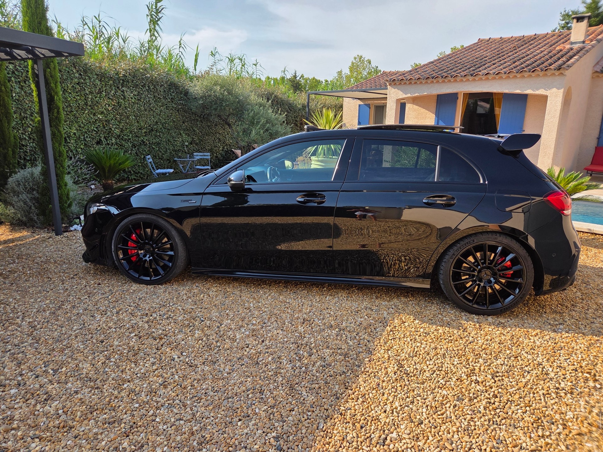 MERCEDES-BENZ A 35 AMG 4matic-image-0