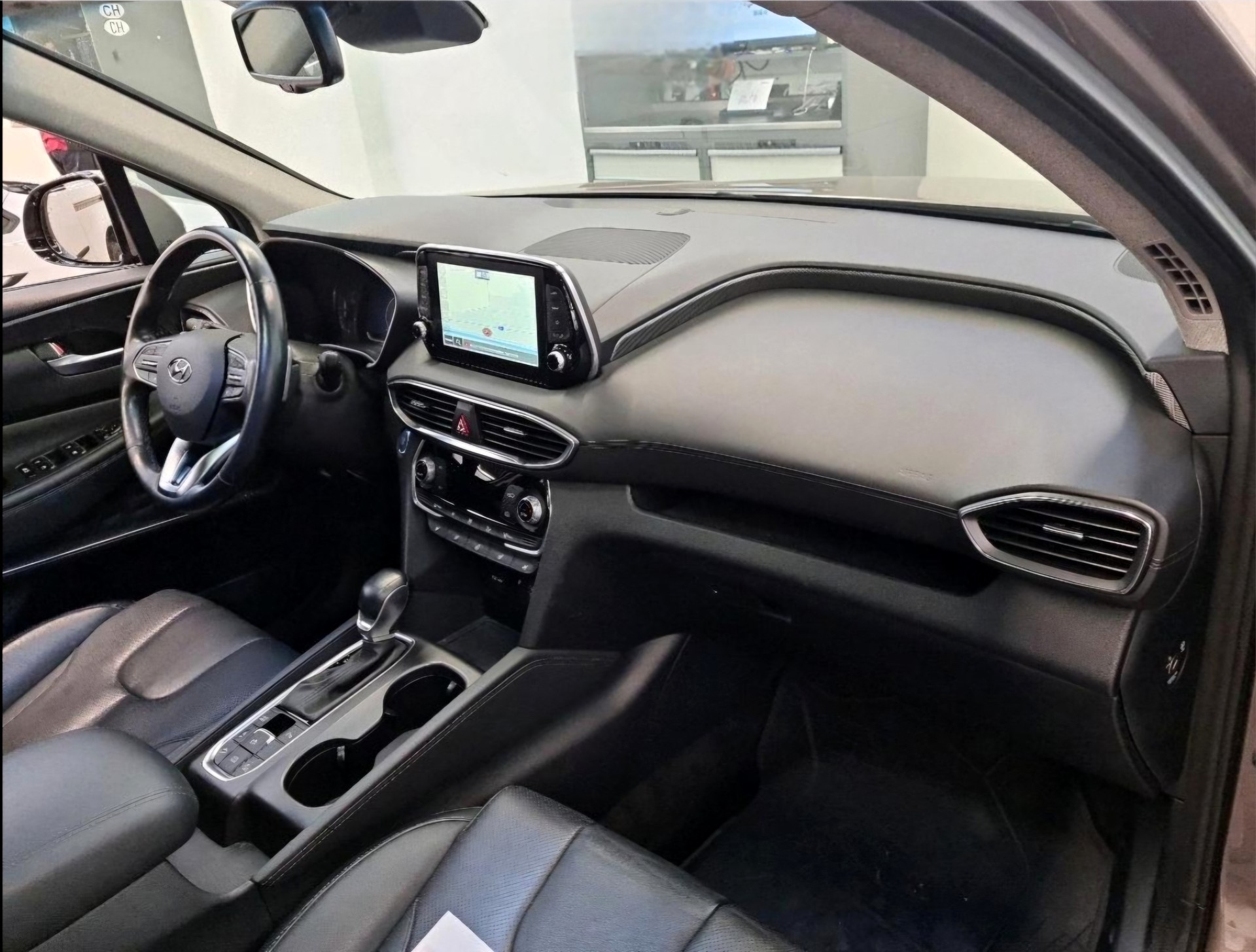 HYUNDAI Santa Fe 2.2 CRDI Vertex 4WD Automatic-image-4