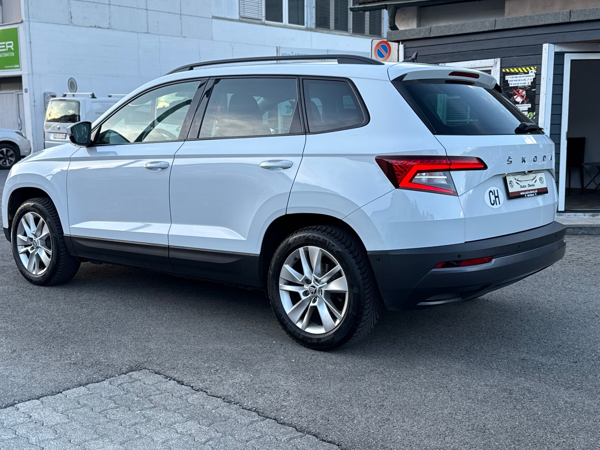 SKODA Karoq 2.0 TDI Style 4x4 DSG-image-7