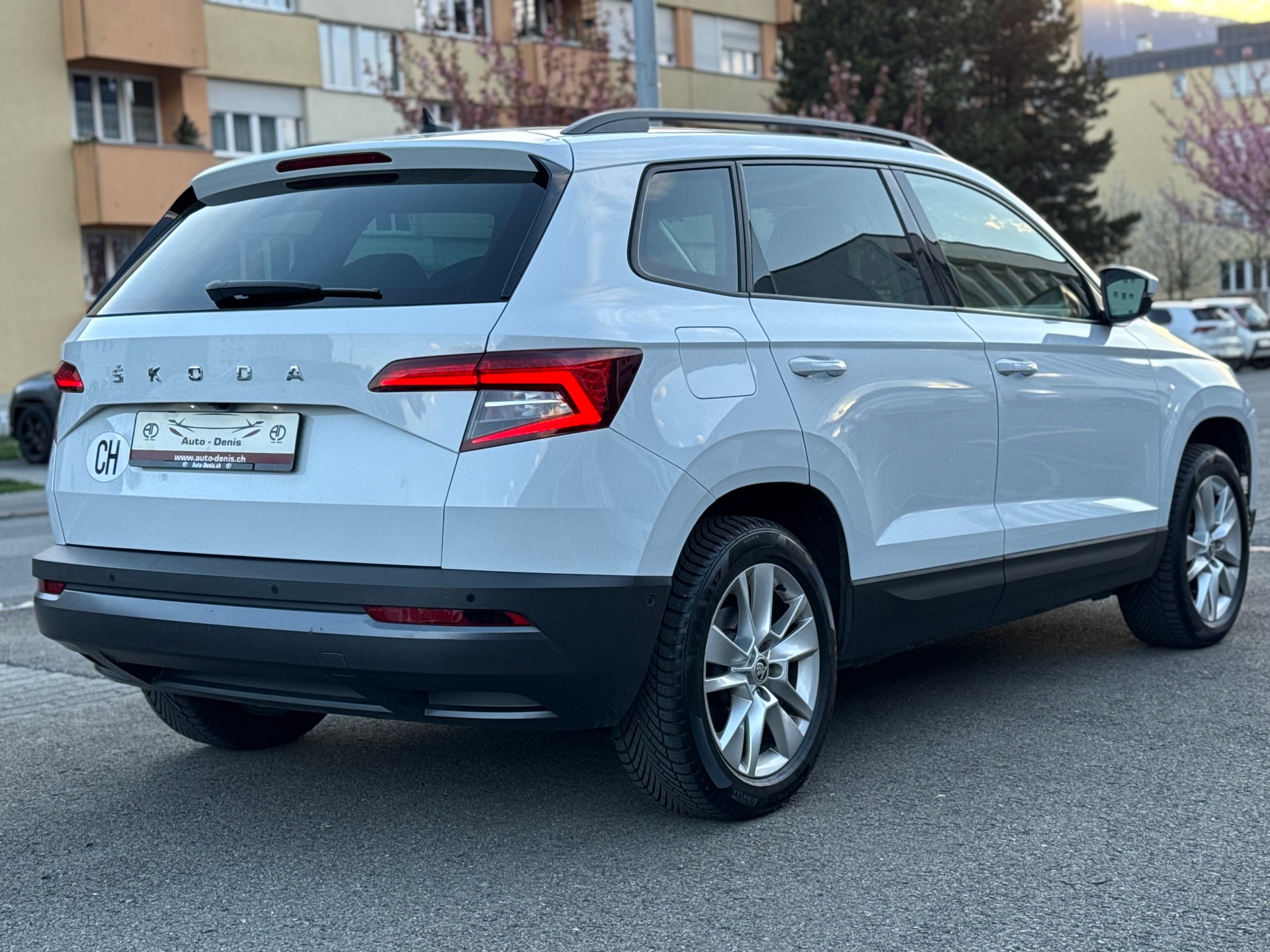 SKODA Karoq 2.0 TDI Style 4x4 DSG-image-4