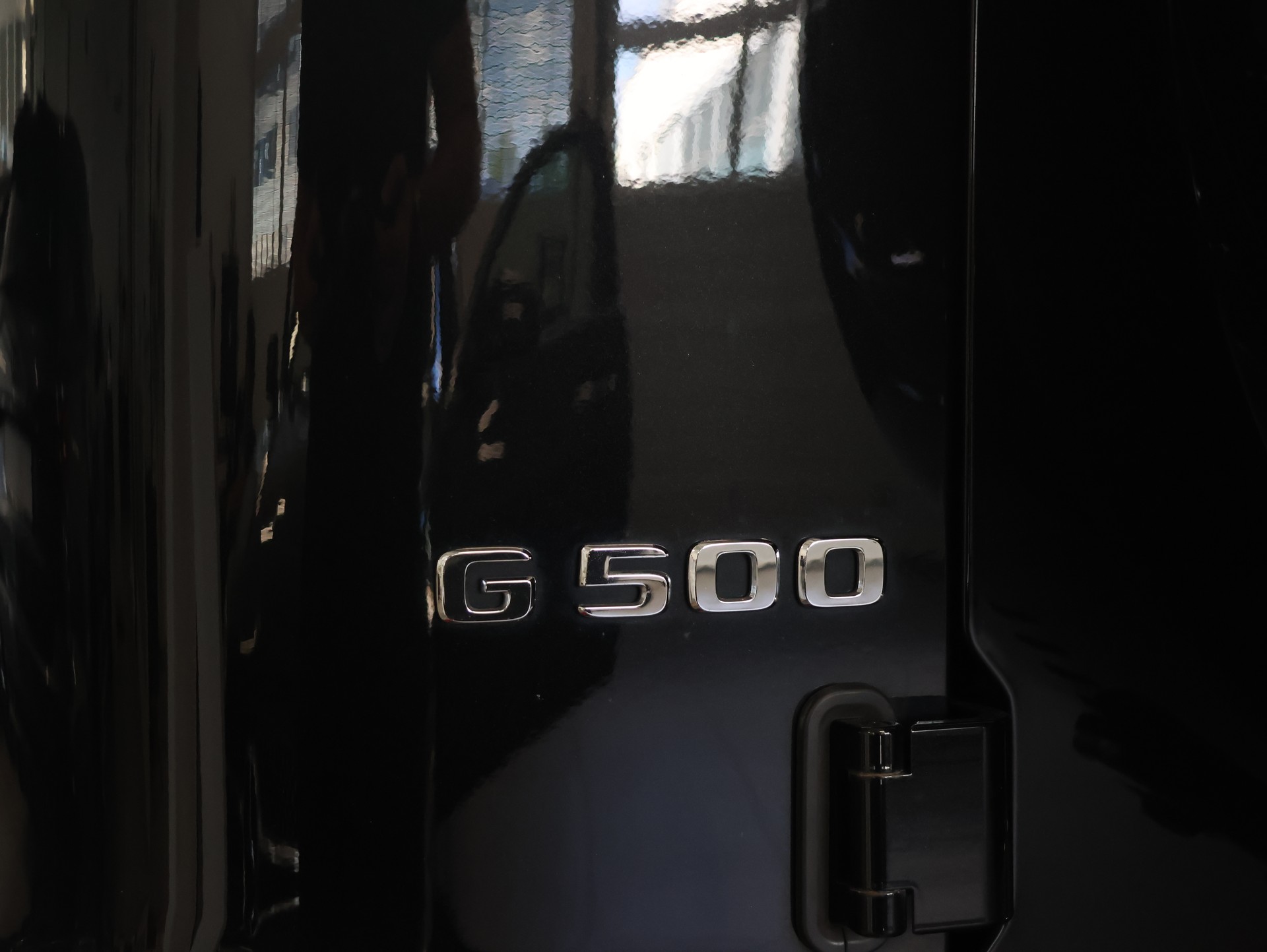 MERCEDES-BENZ G 500 AMG Line 9G-Tronic *360 Kamera* *Panoramadach* *Burmester*-image-14