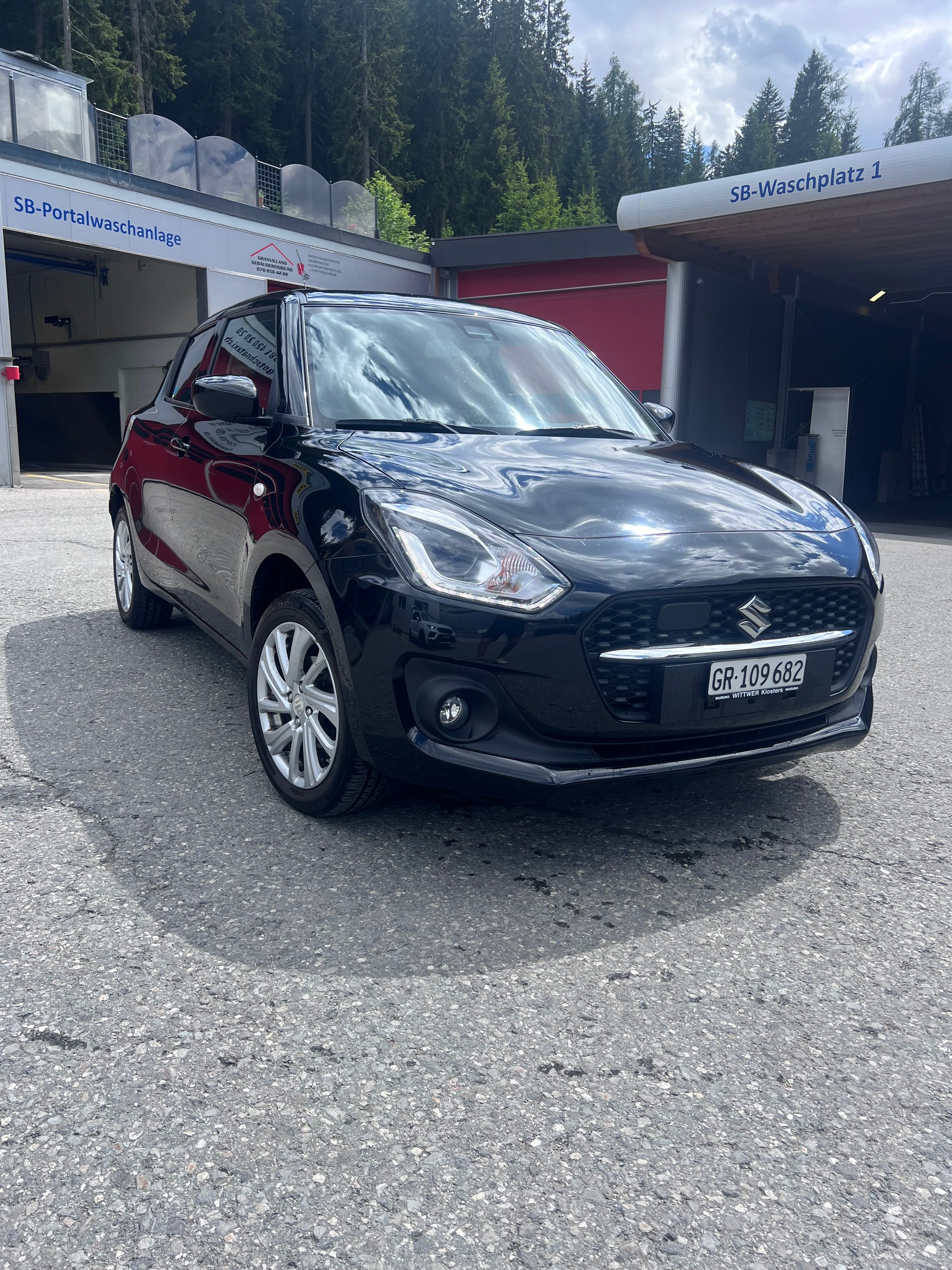 SUZUKI 1.2 Compact+ Hybrid 4x4-image-2
