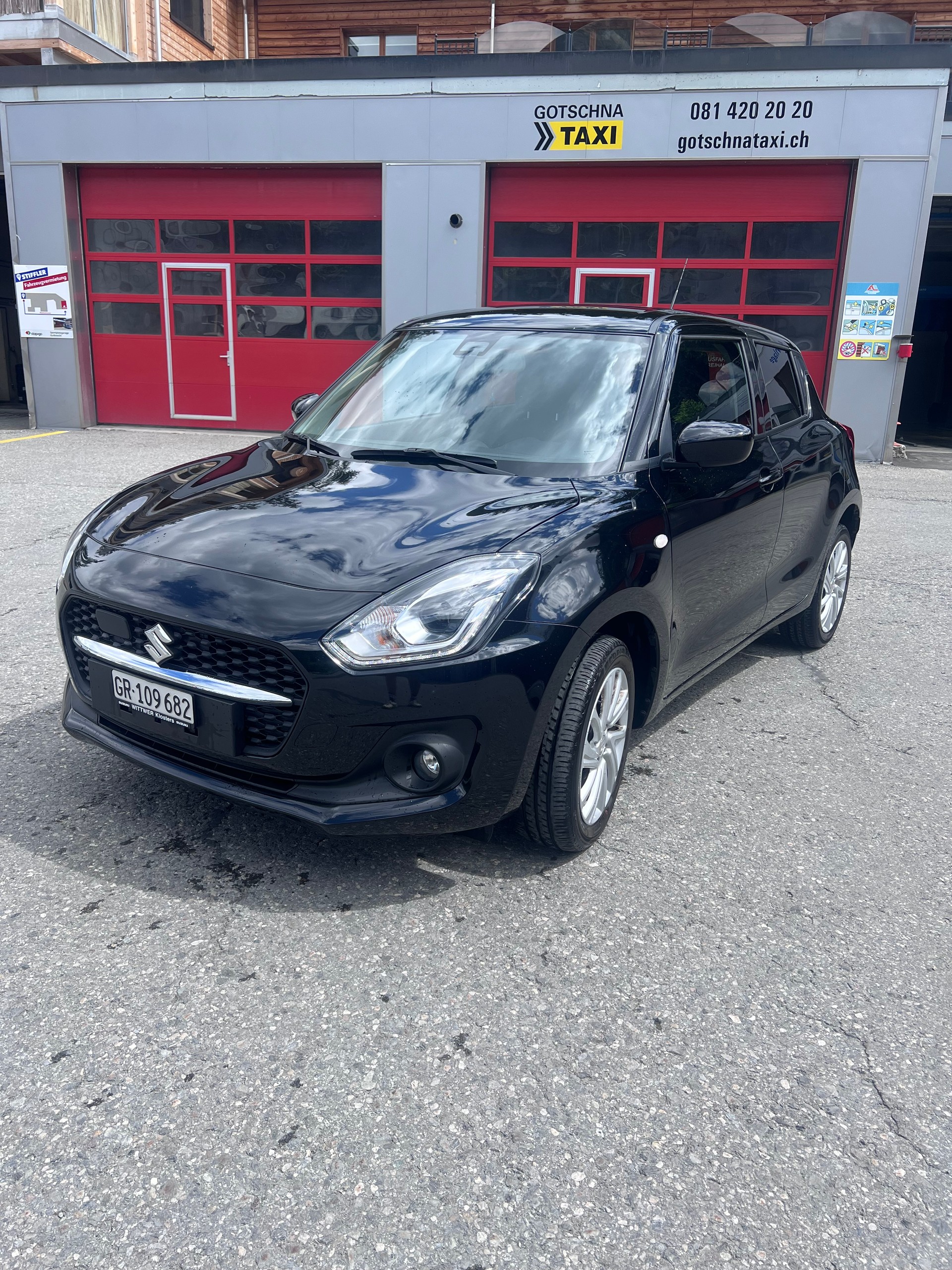 SUZUKI 1.2 Compact+ Hybrid 4x4-image-0