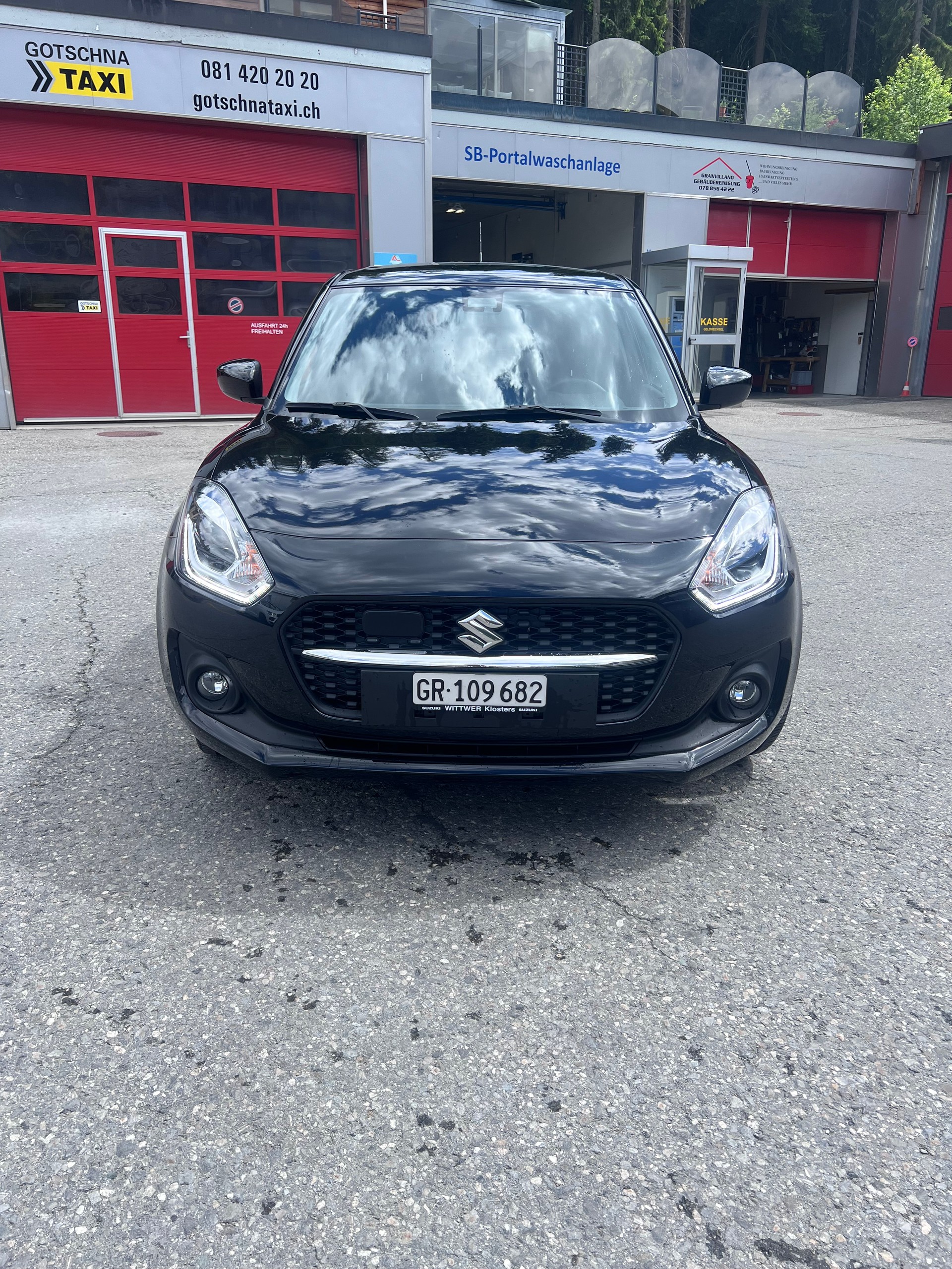 SUZUKI 1.2 Compact+ Hybrid 4x4-image-1
