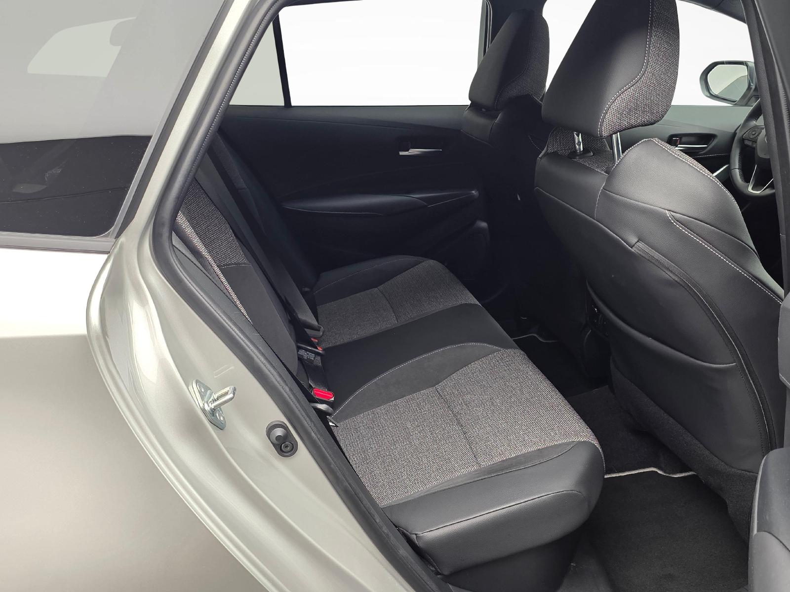 TOYOTA Corolla Touring Sports 2.0 HSD Trend-image-10
