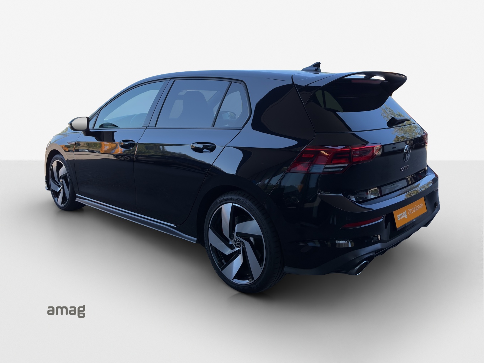 VW Golf 2.0 TSI GTI Clubsport DSG-image-2